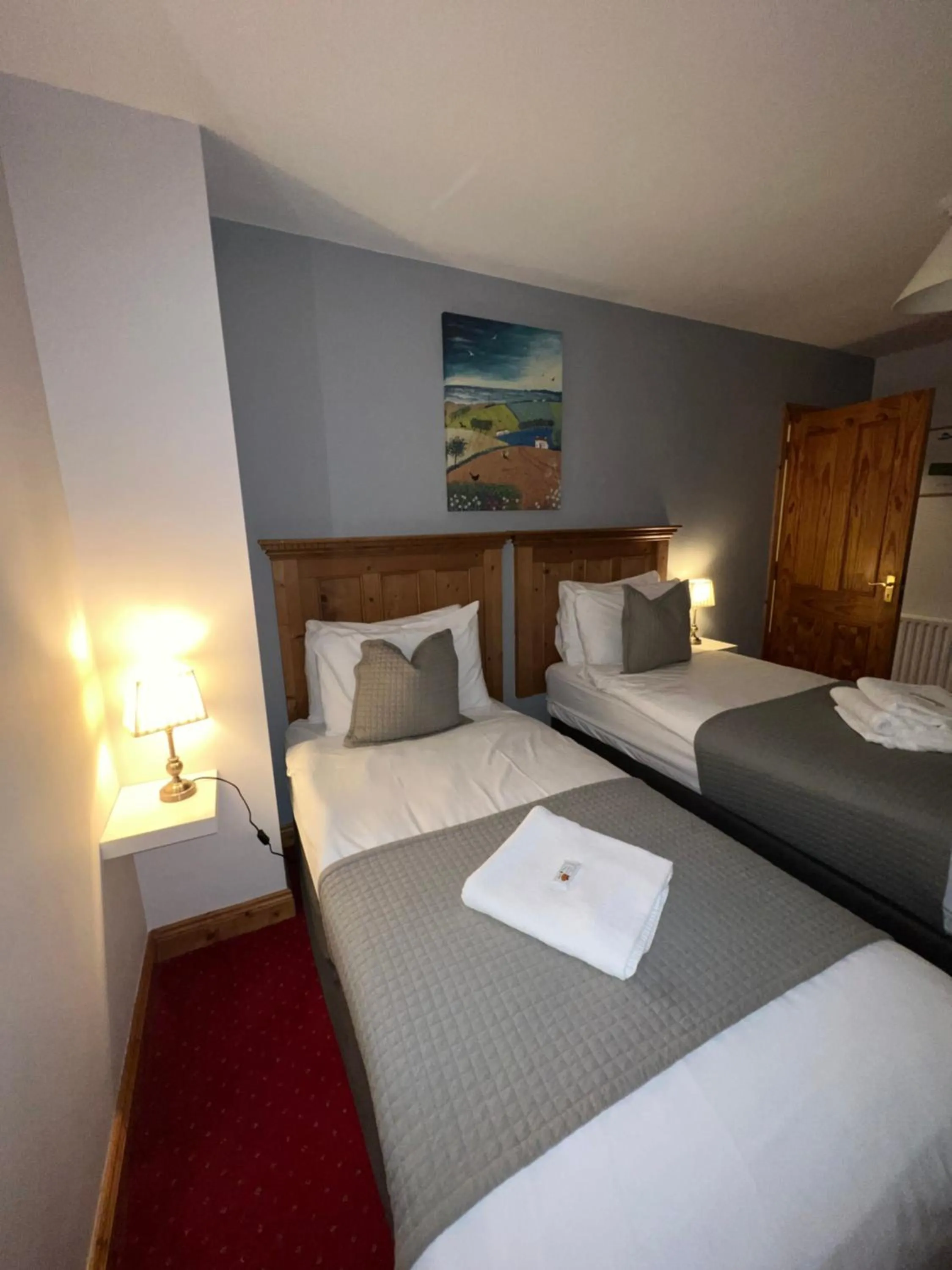 Bed in Dingle Marina Lodge