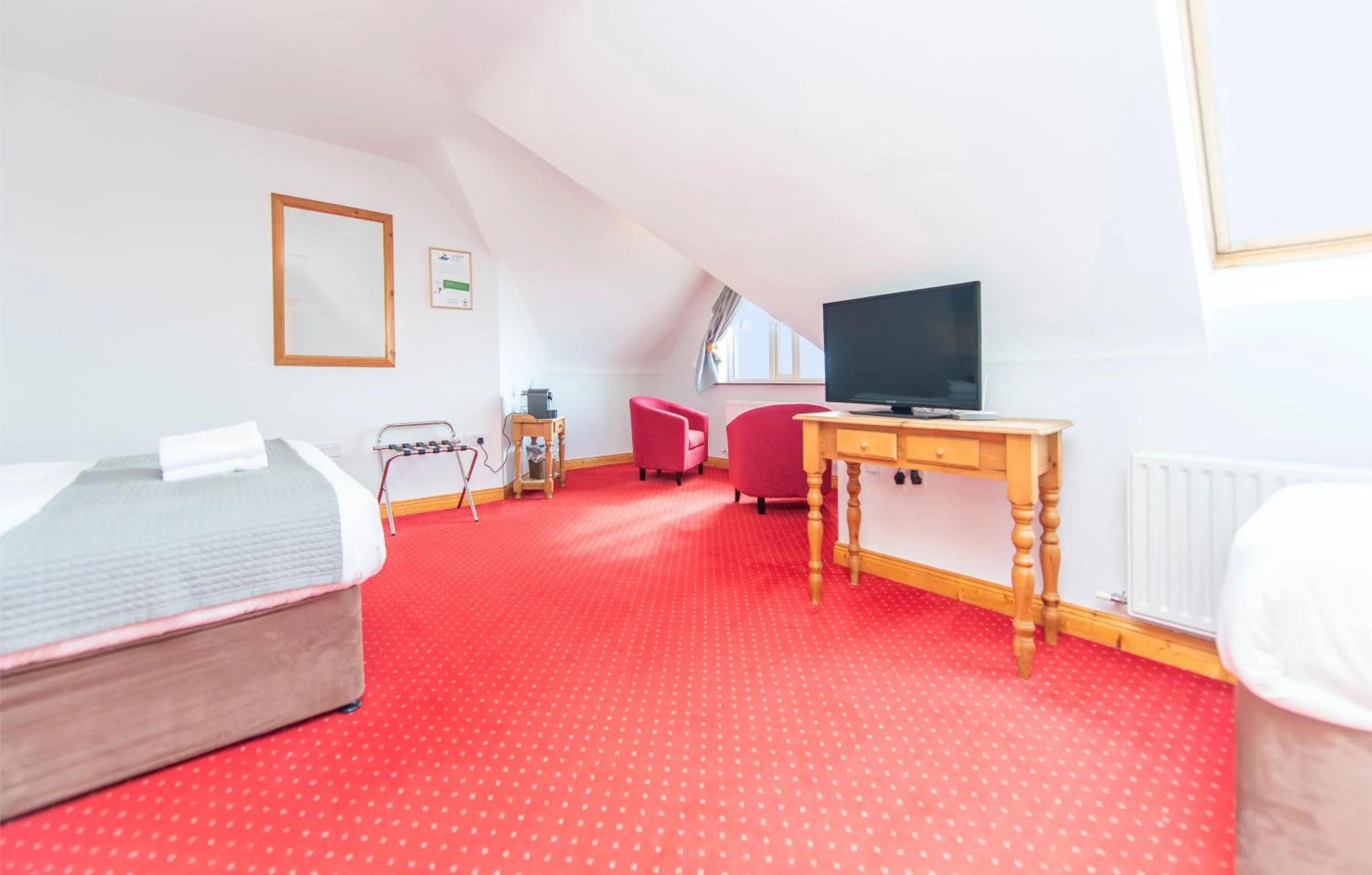 Bed in Dingle Marina Lodge