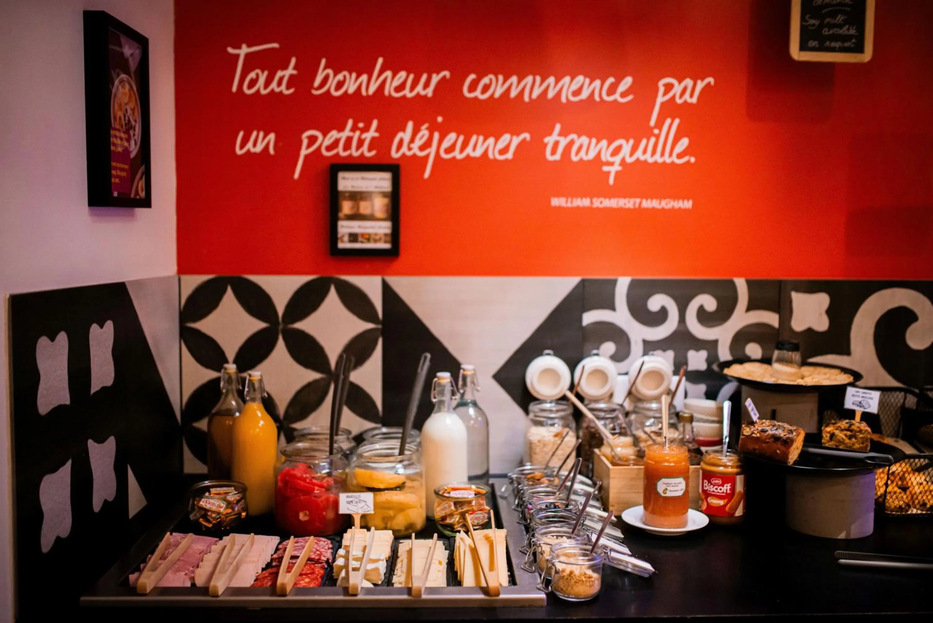 Breakfast in ibis Styles Lille Centre Grand Place