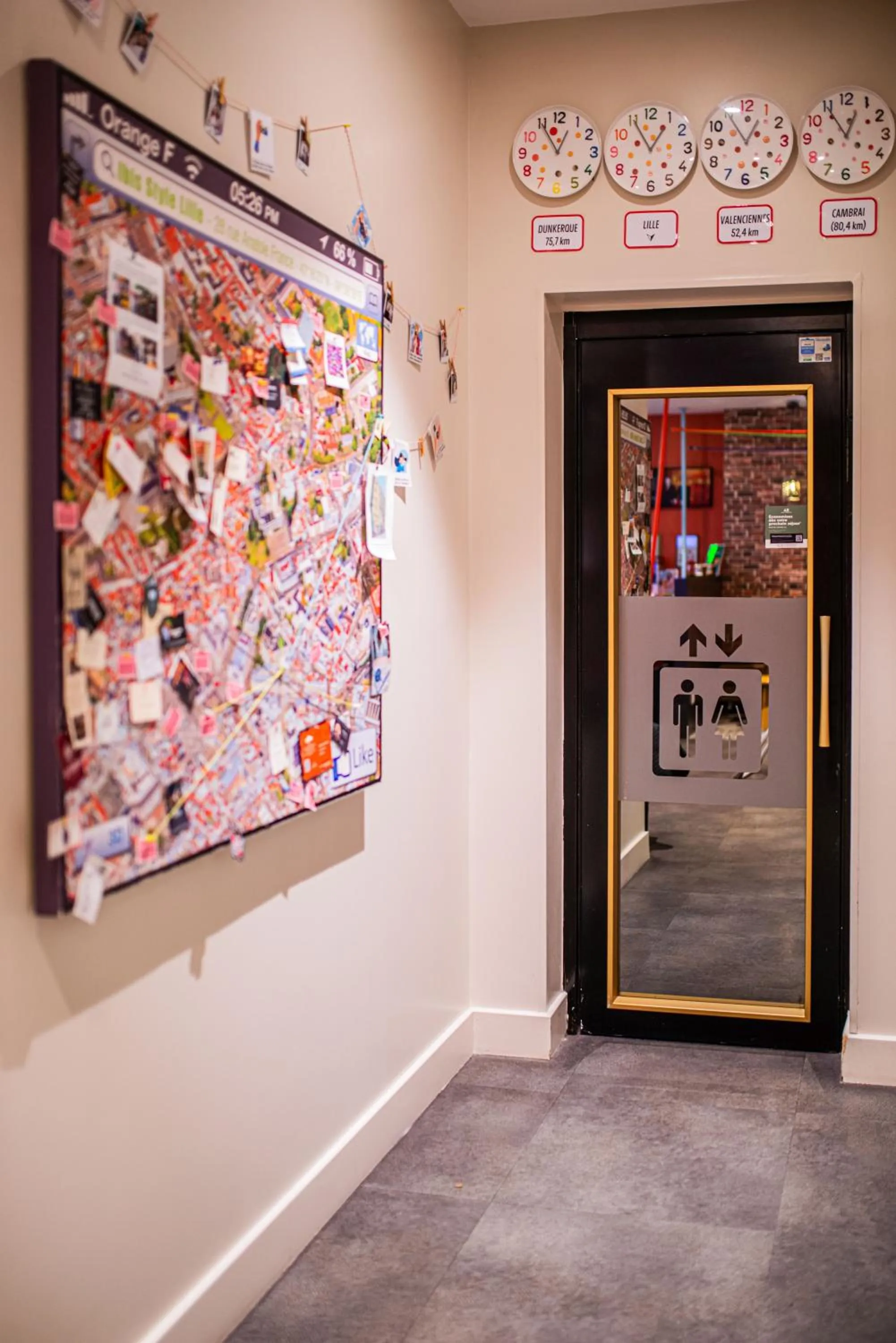 Lobby or reception in ibis Styles Lille Centre Grand Place