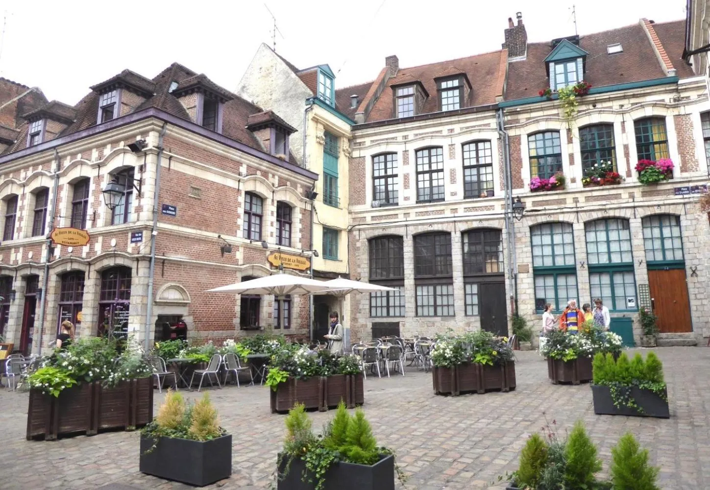 Neighbourhood in ibis Styles Lille Centre Grand Place