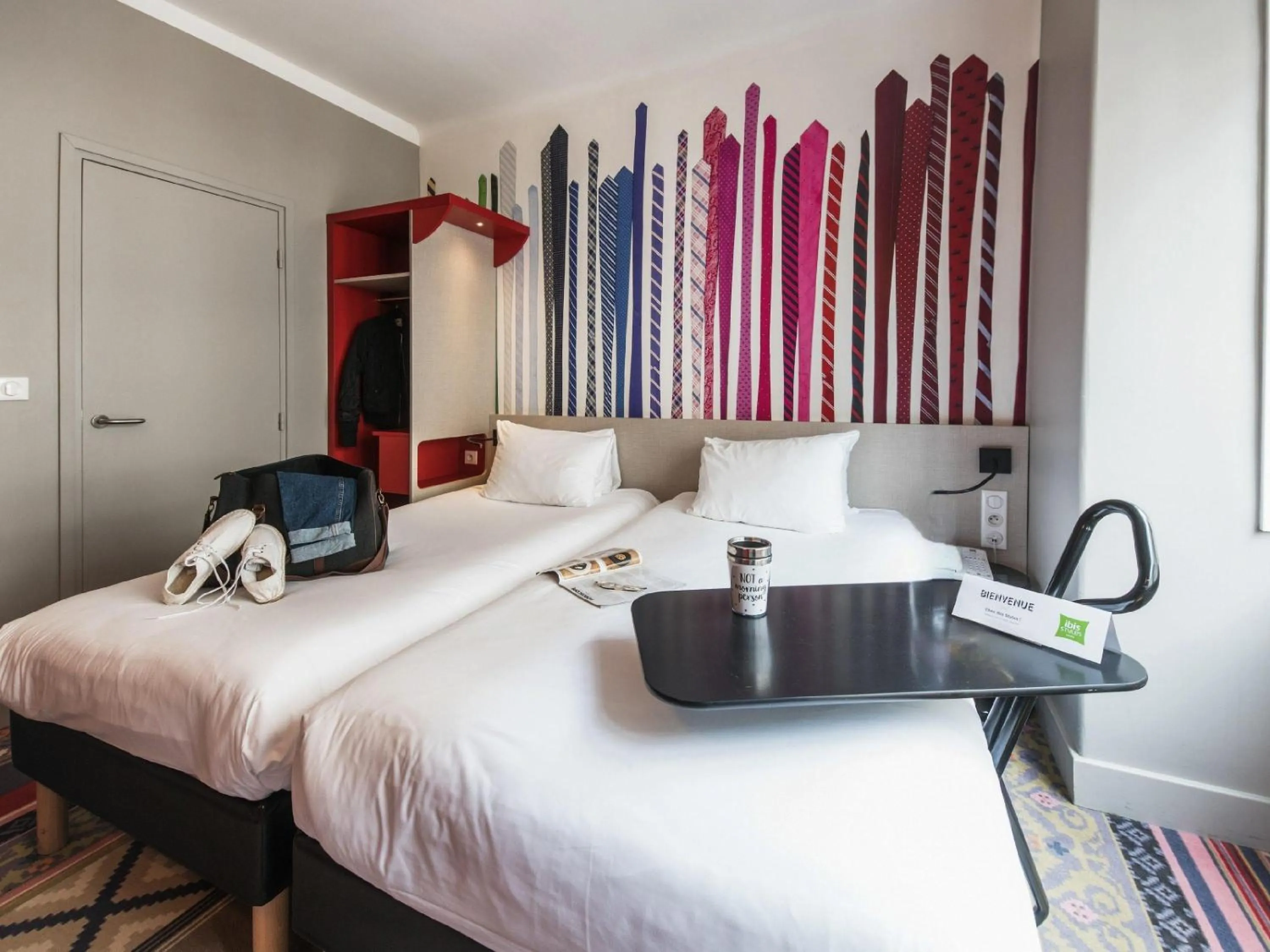Bedroom, Bed in ibis Styles Lille Centre Grand Place