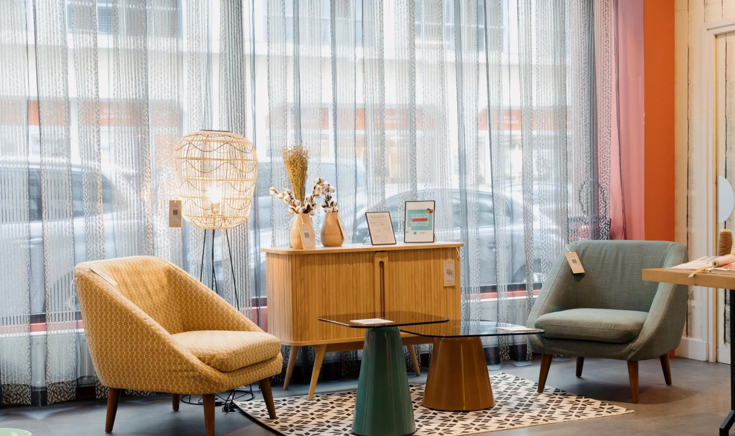 Living room in ibis Styles Lille Centre Grand Place