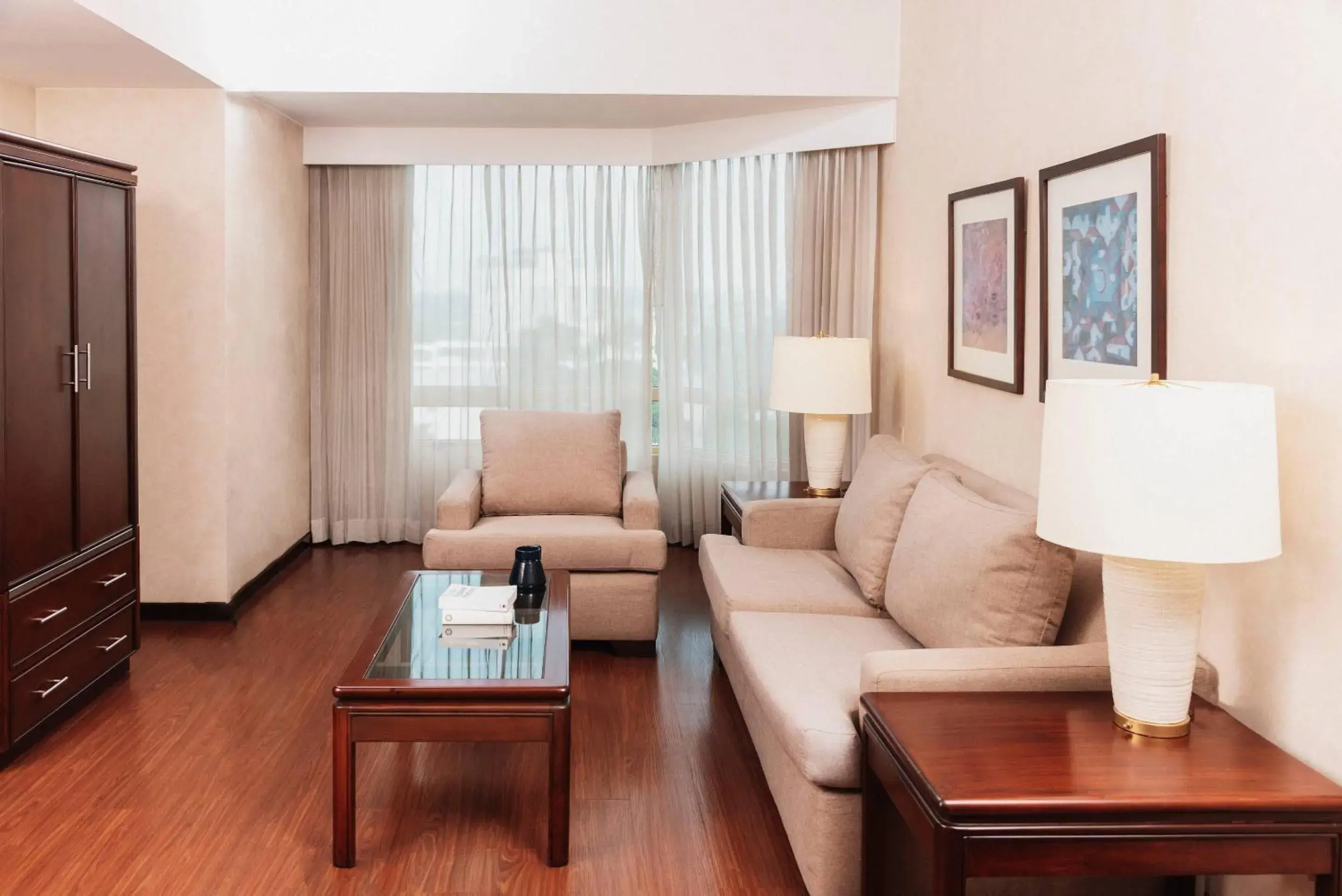 Bedroom in Clarion Suites Guatemala City Bedroom in Clarion Suites Guatemala City