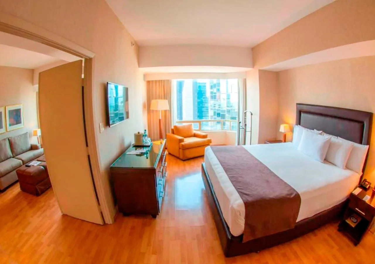 Bed in Clarion Suites Guatemala City