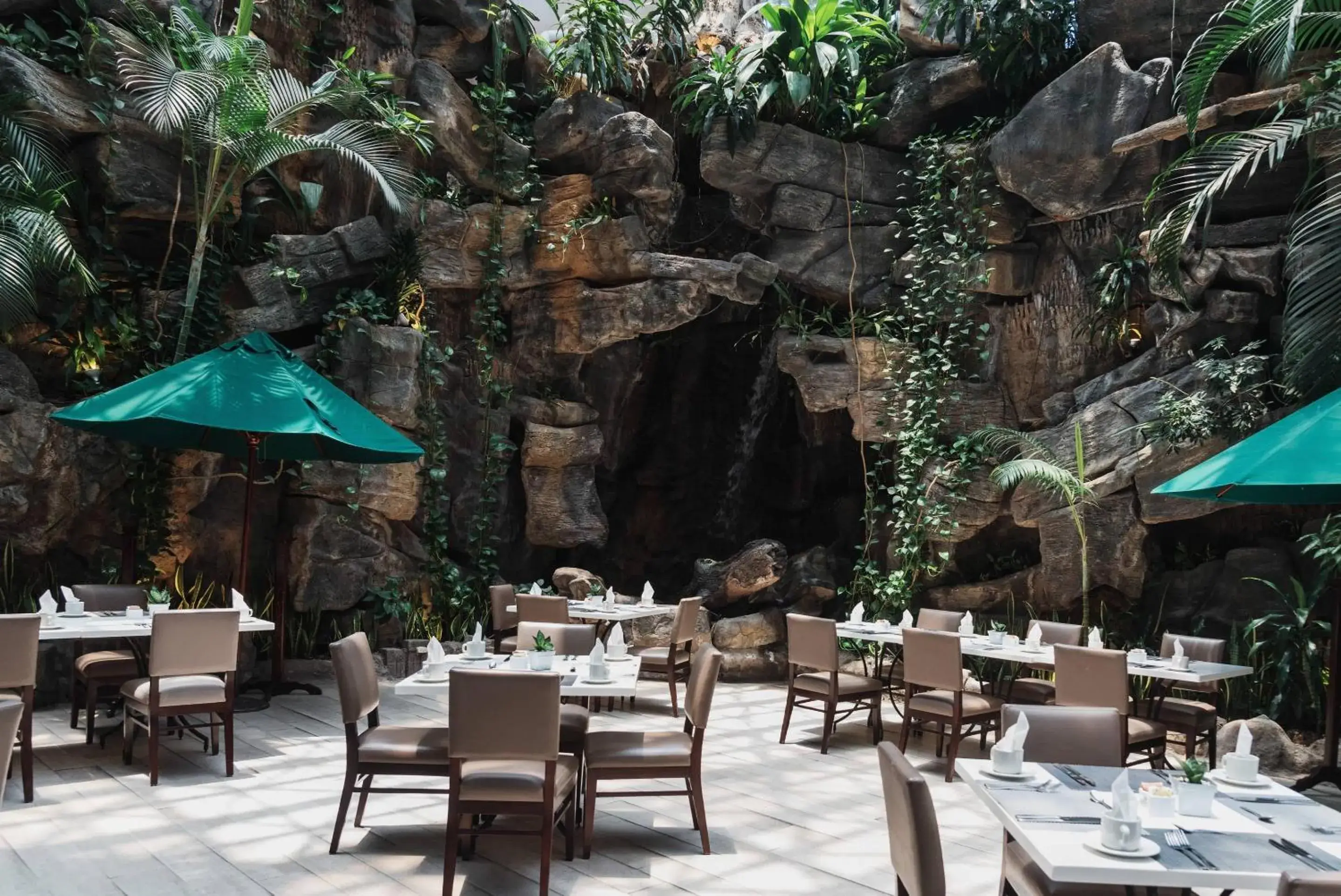 Restaurant/places to eat in Clarion Suites Guatemala City Restaurant/places to eat in Clarion Suites Guatemala City