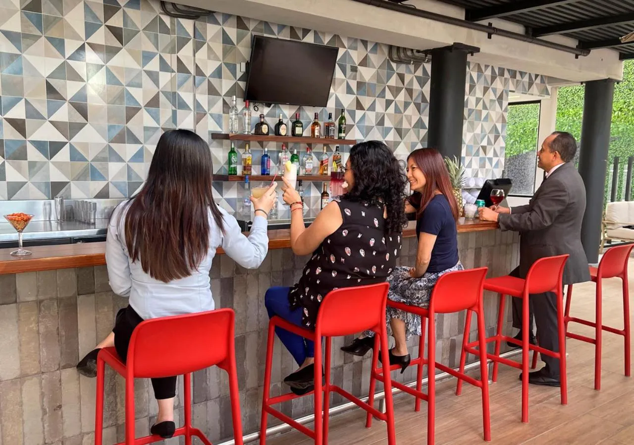 Restaurant/places to eat in Clarion Suites Guatemala City