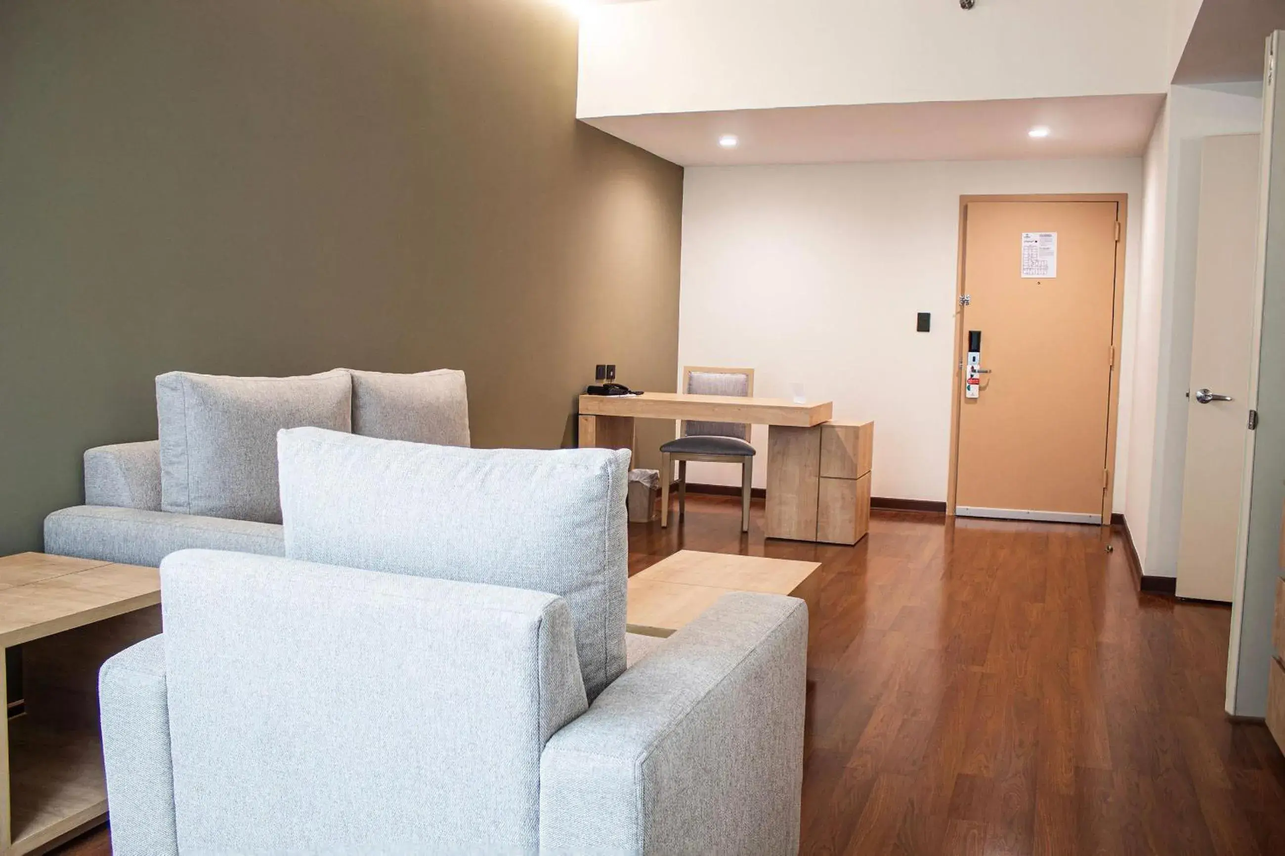 Bedroom in Clarion Suites Guatemala City Bedroom in Clarion Suites Guatemala City