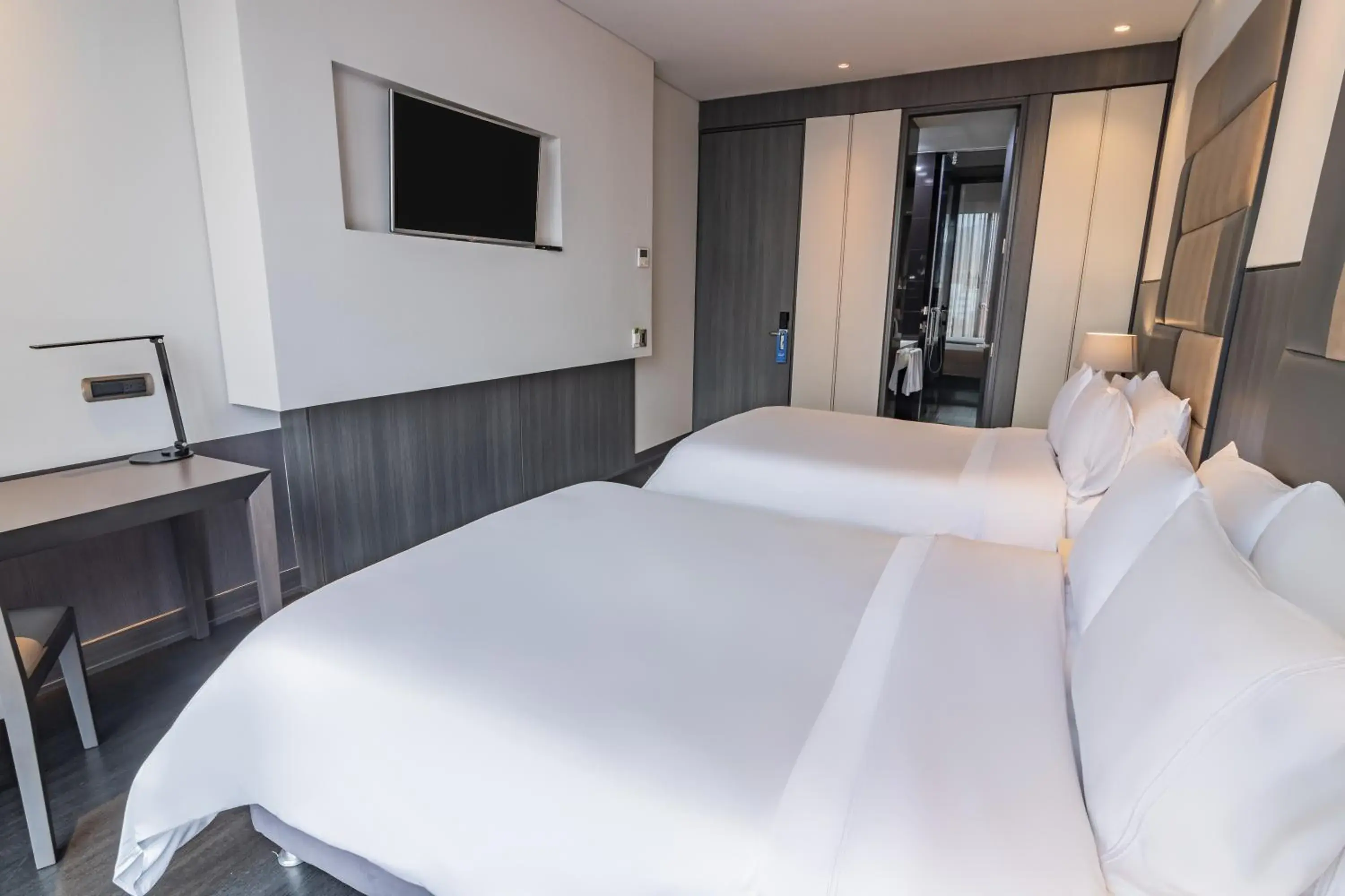 TV and multimedia, Bed in GHL Bioxury Hotel TV and multimedia, Bed in GHL Bioxury Hotel