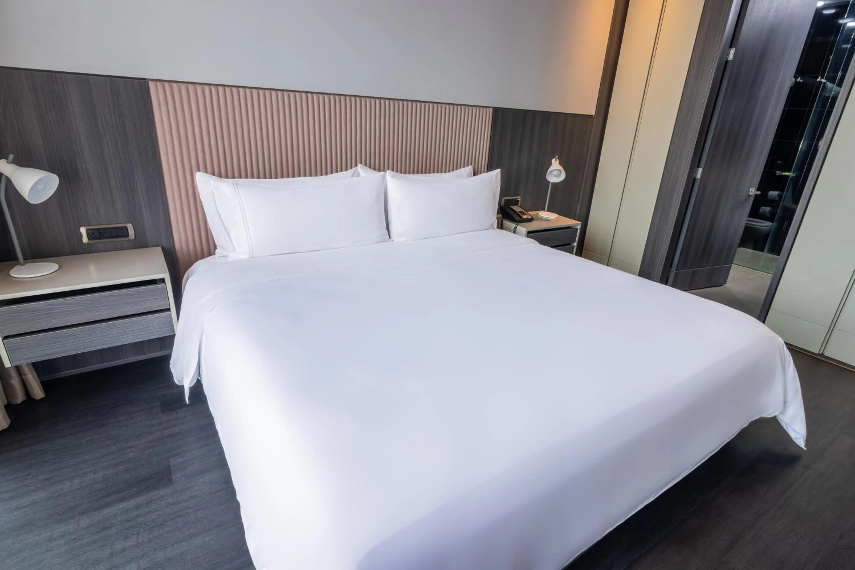 Bed in GHL Bioxury Hotel