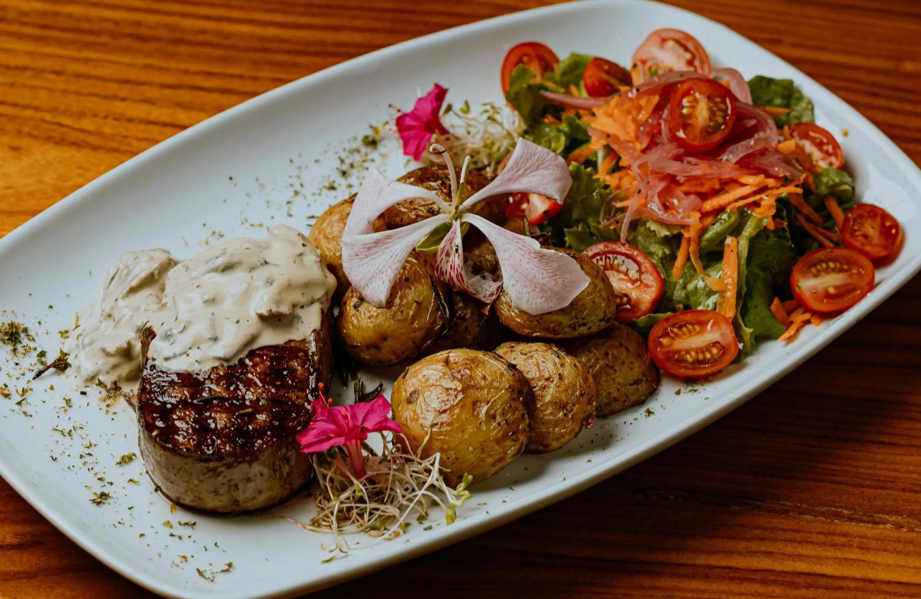 Restaurant/places to eat in Hotel Tres Banderas