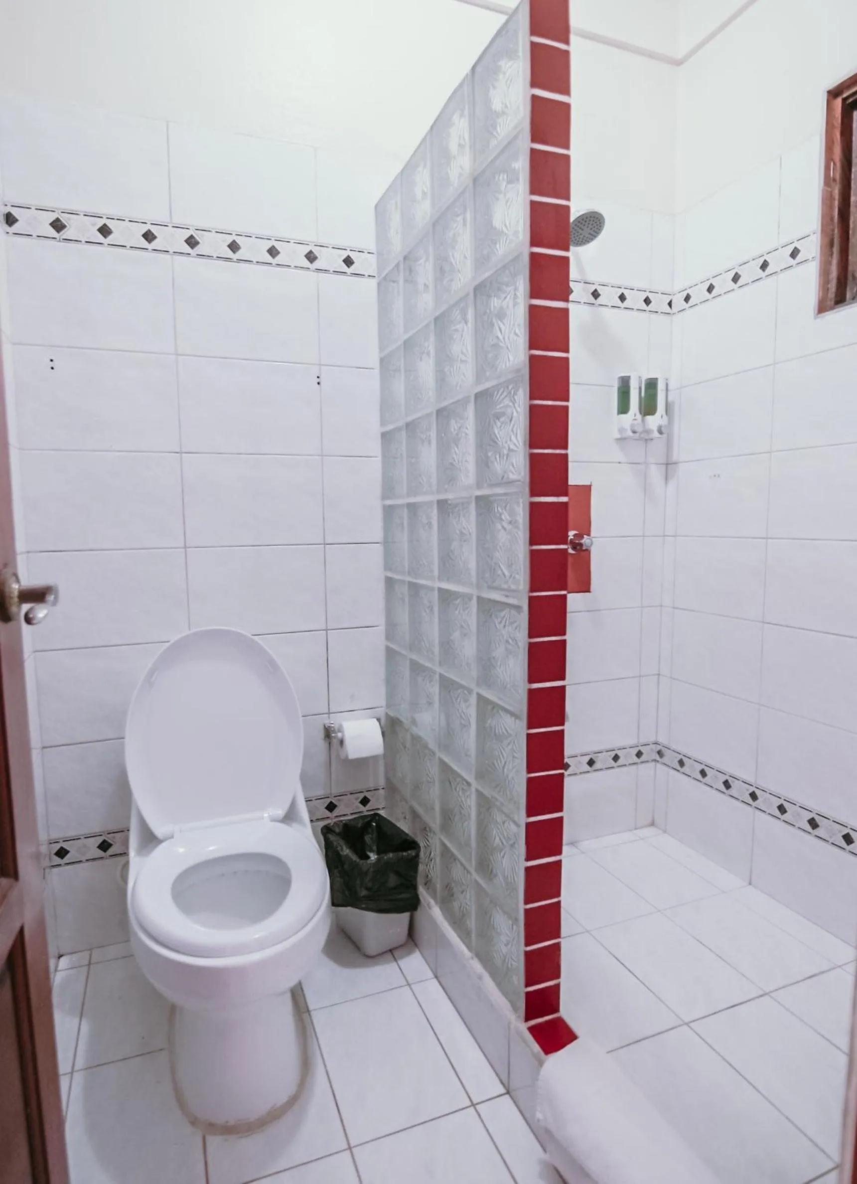 Bathroom in Hotel Tres Banderas