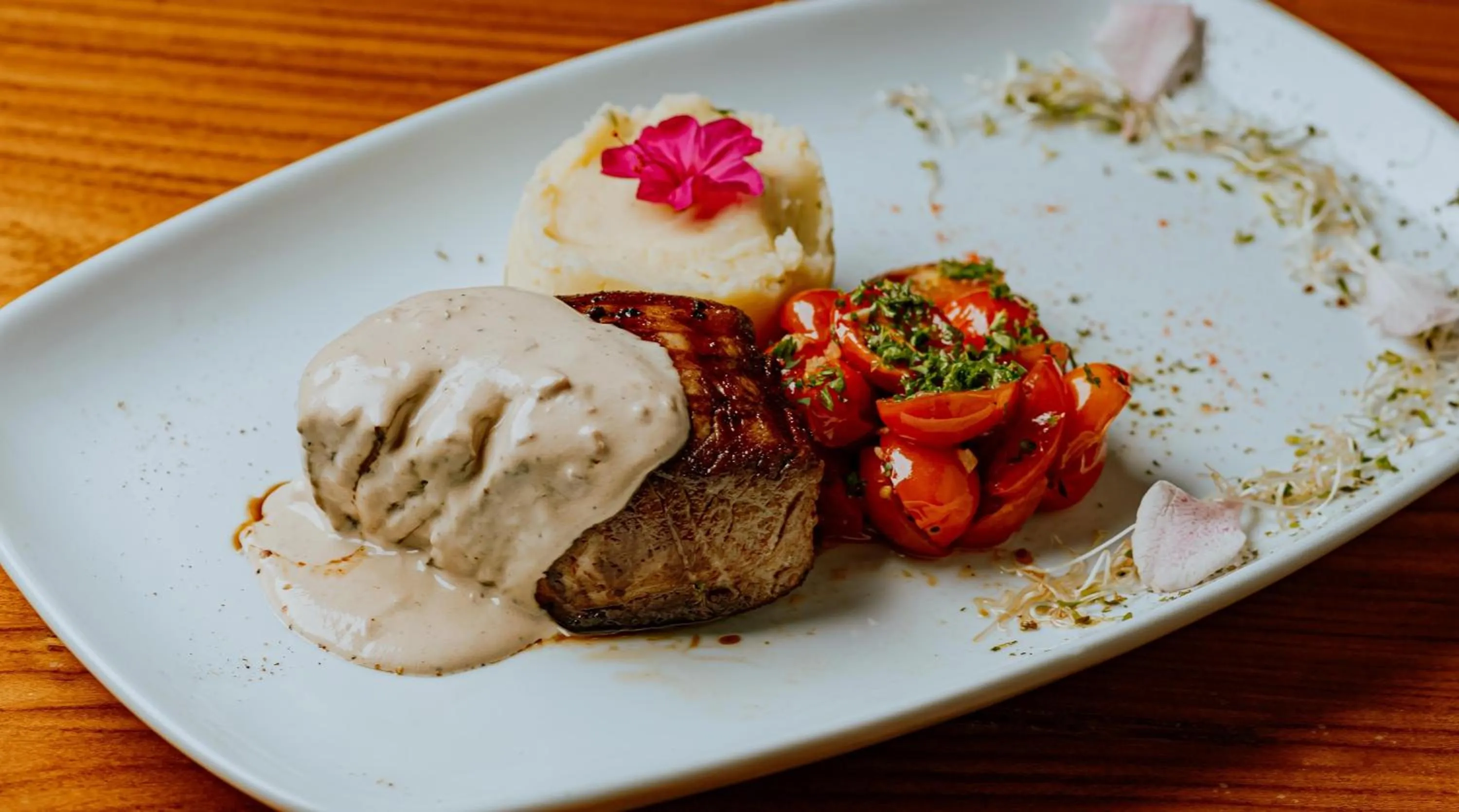 Restaurant/places to eat in Hotel Tres Banderas