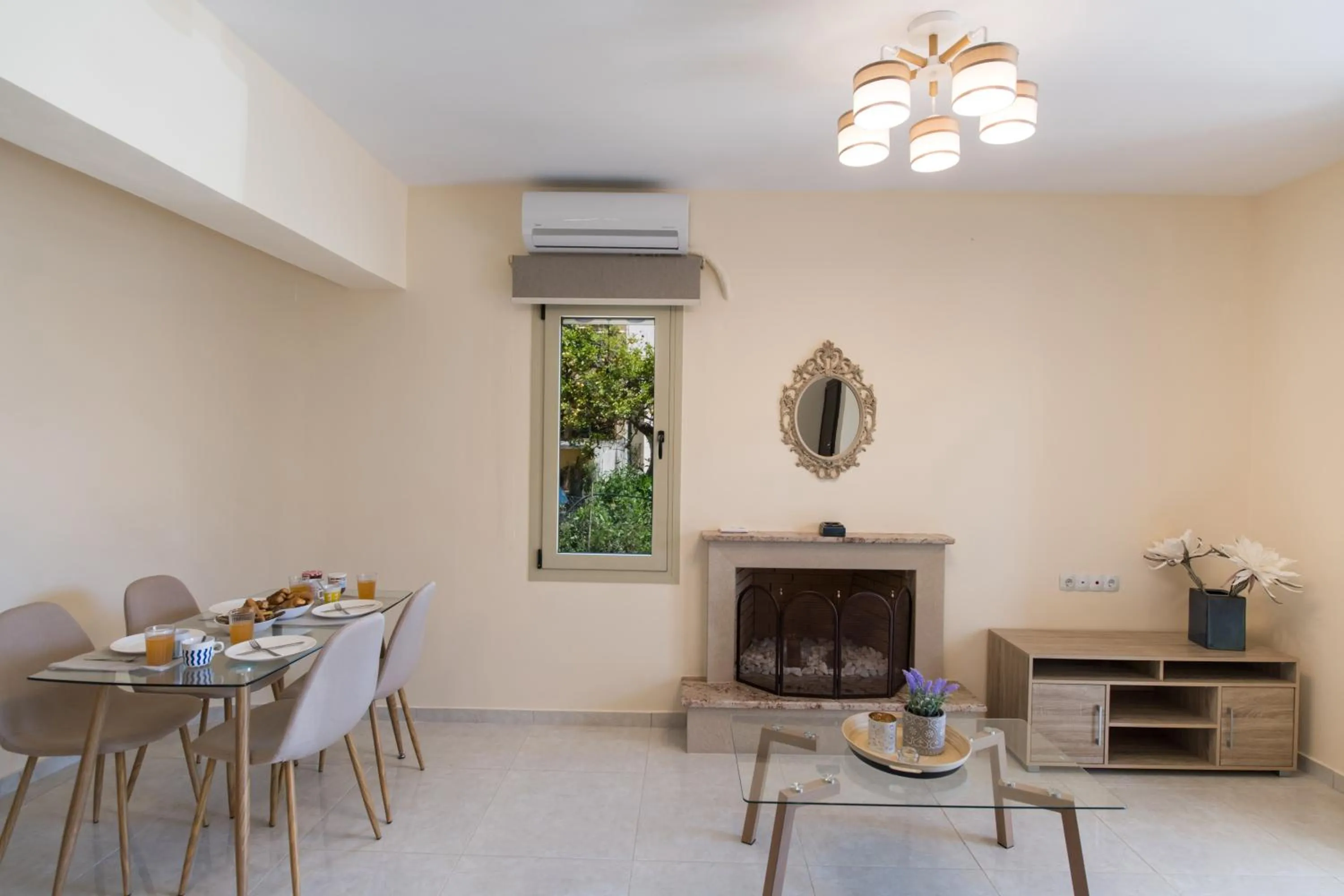 Living room in Bounatsa Studios & Apartments