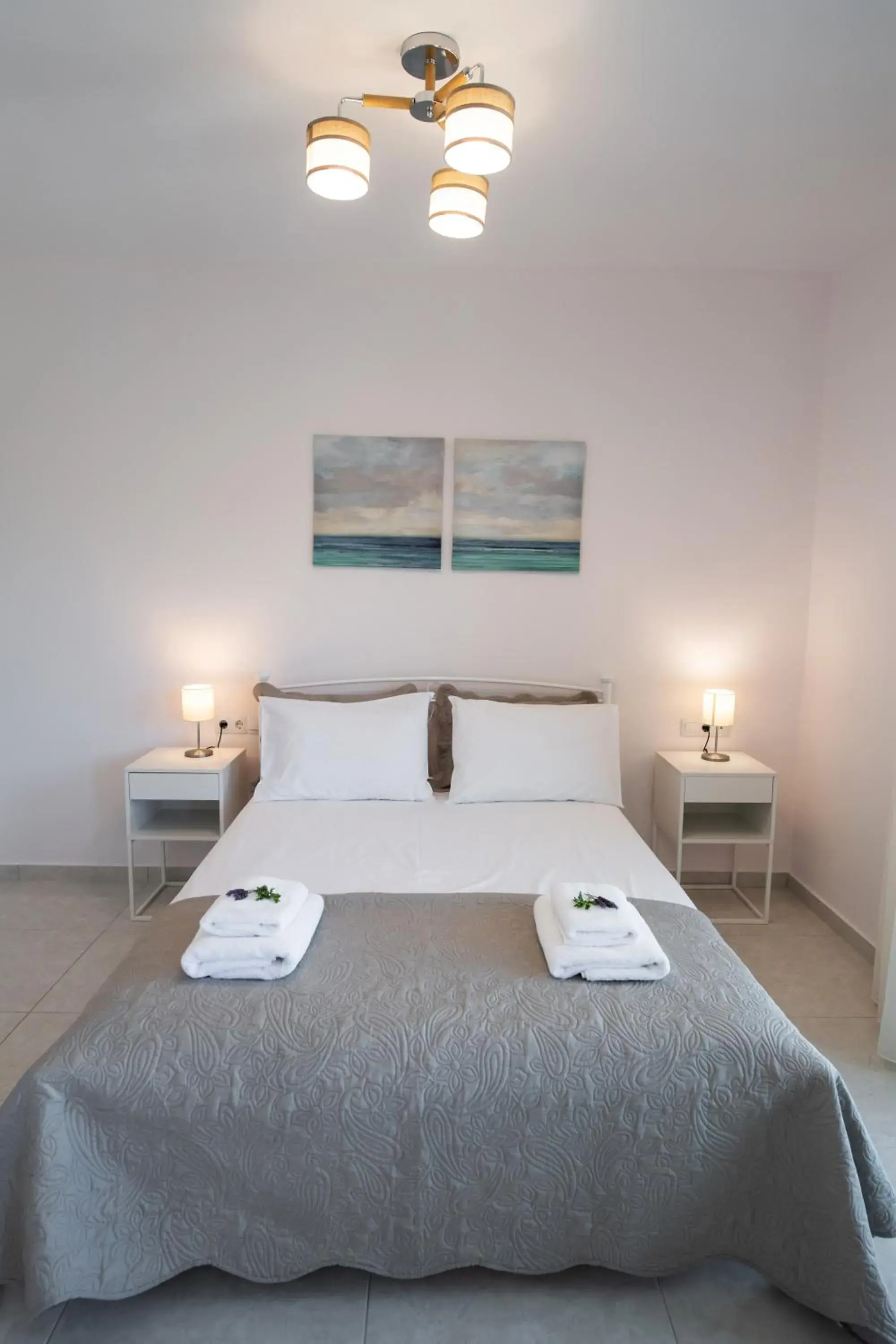 Bed in Bounatsa Studios & Apartments Bed in Bounatsa Studios & Apartments