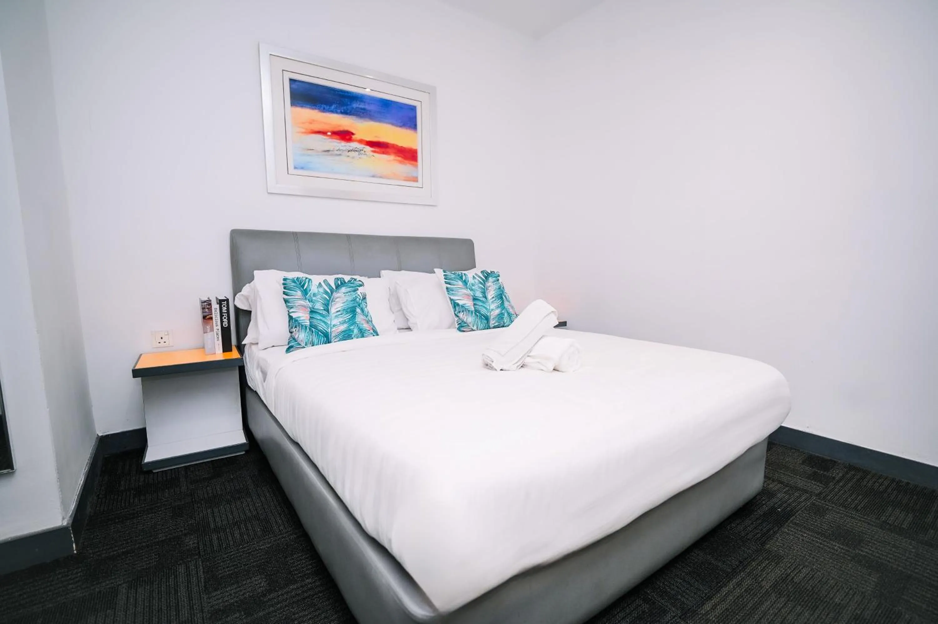 Bed in Swing & Pillows - KL Sg Besi, Kuala Lumpur