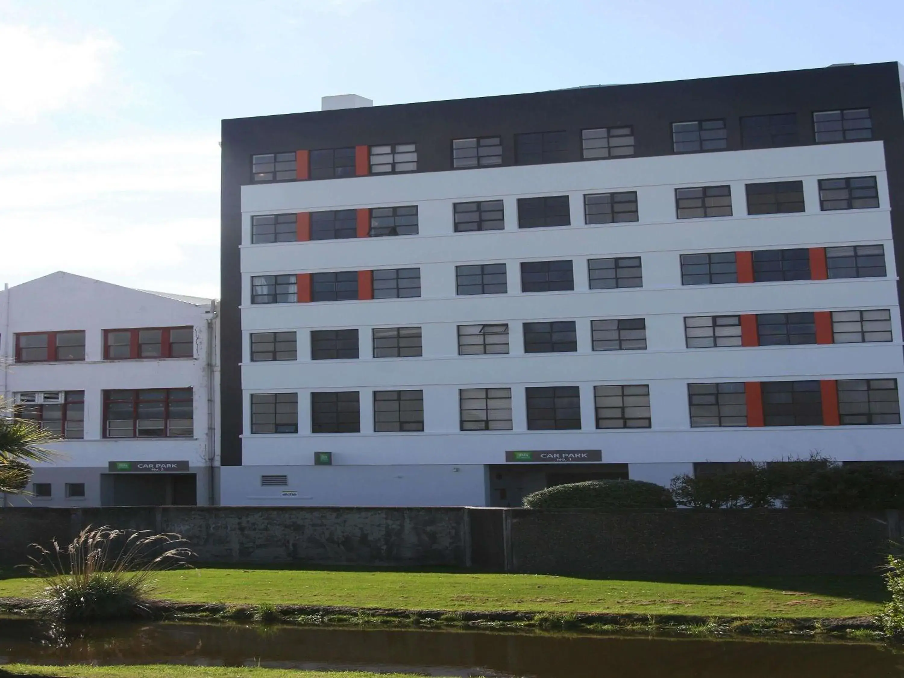 Property building in Ibis Styles Invercargill Property building in Ibis Styles Invercargill
