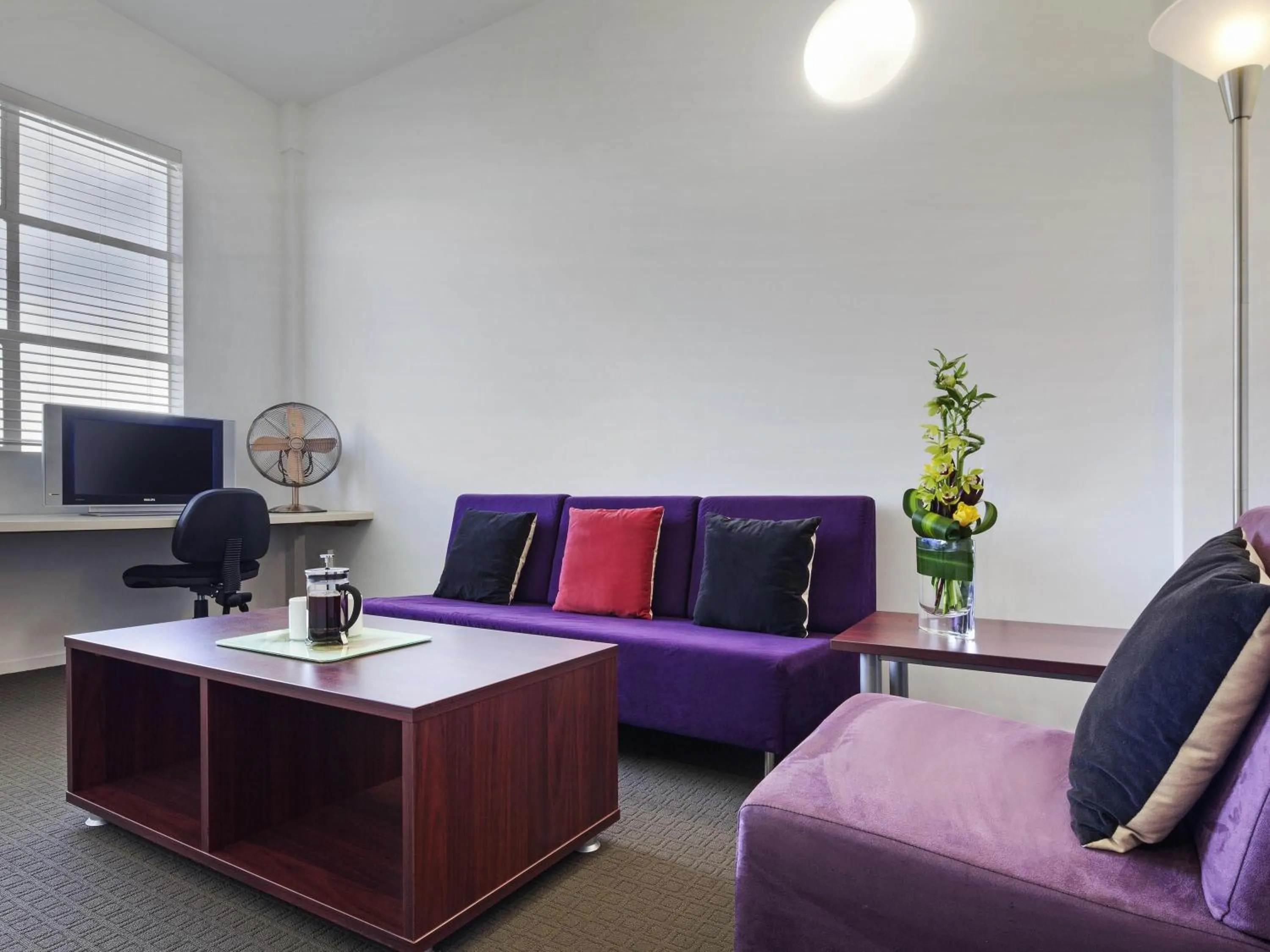 Bedroom in Ibis Styles Invercargill