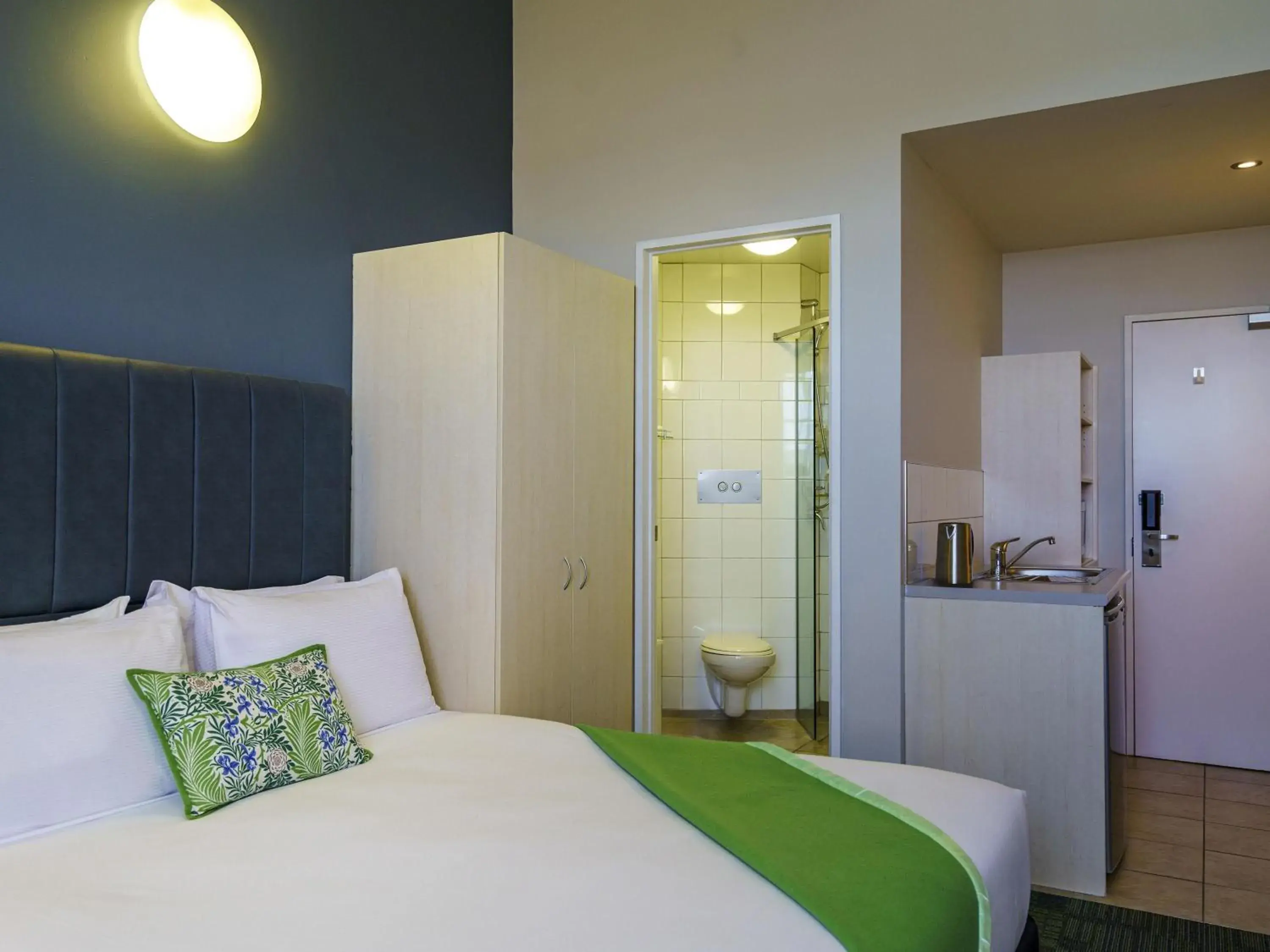 Bedroom, Bed in Ibis Styles Invercargill Bedroom, Bed in Ibis Styles Invercargill
