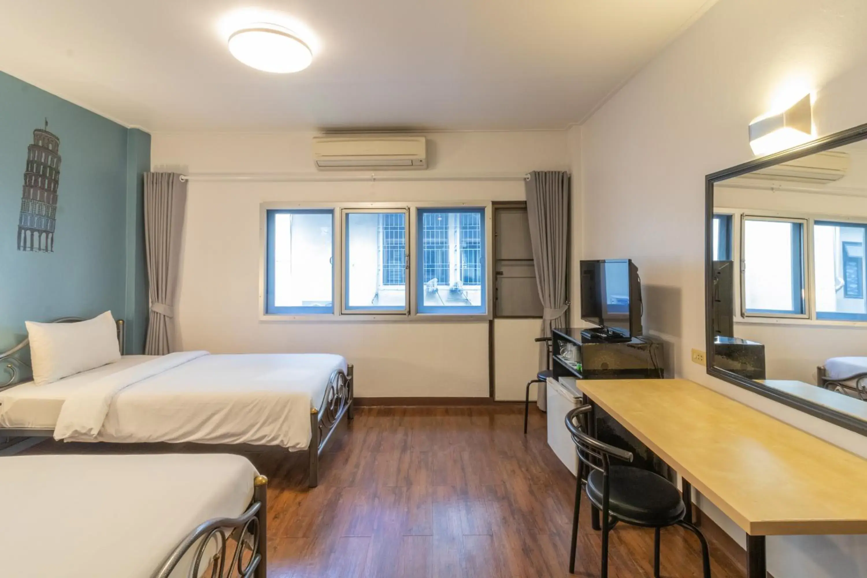 Photo of the whole room in Intown Residence Photo of the whole room in Intown Residence