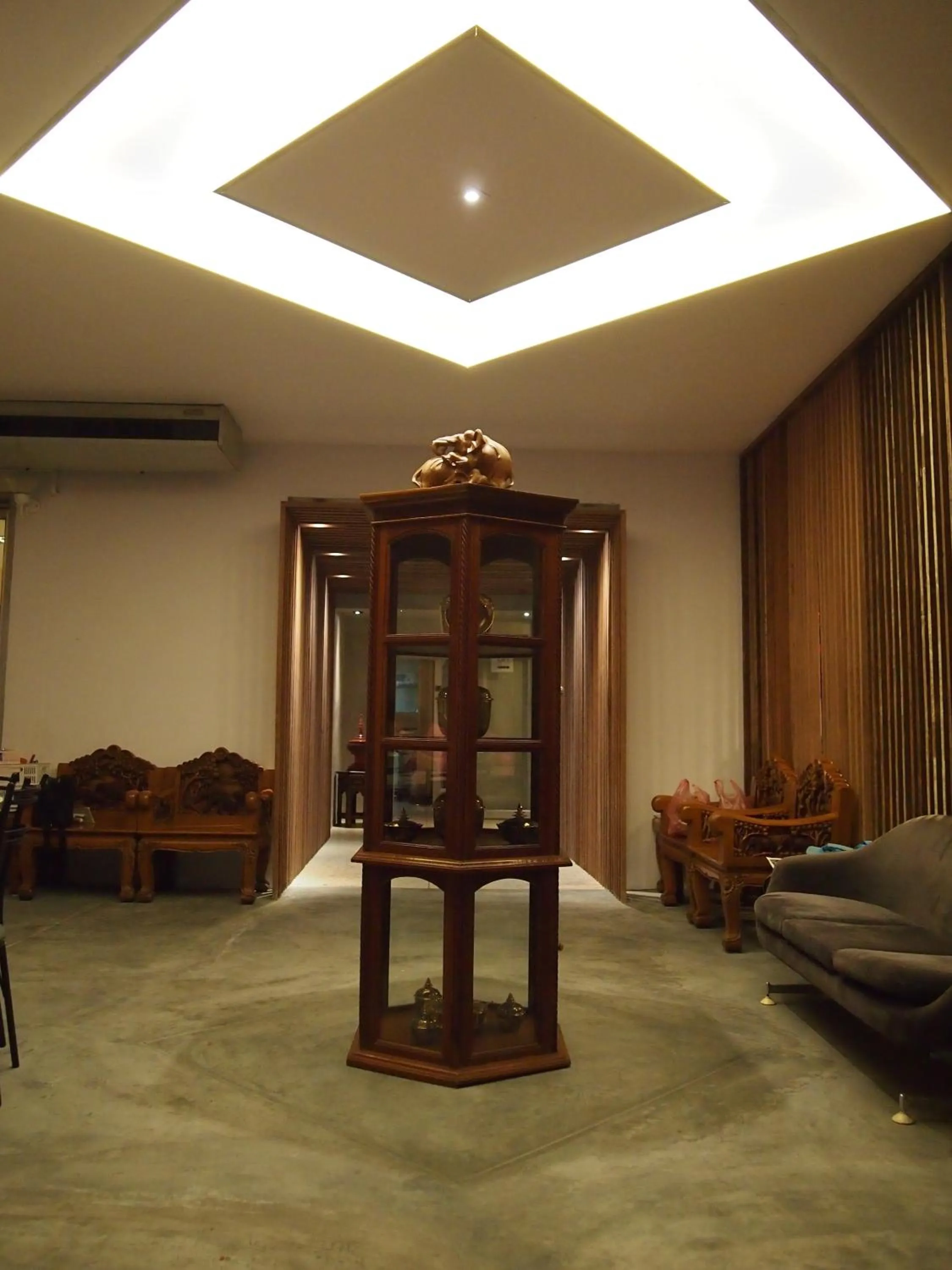 Decorative detail in Intown Residence