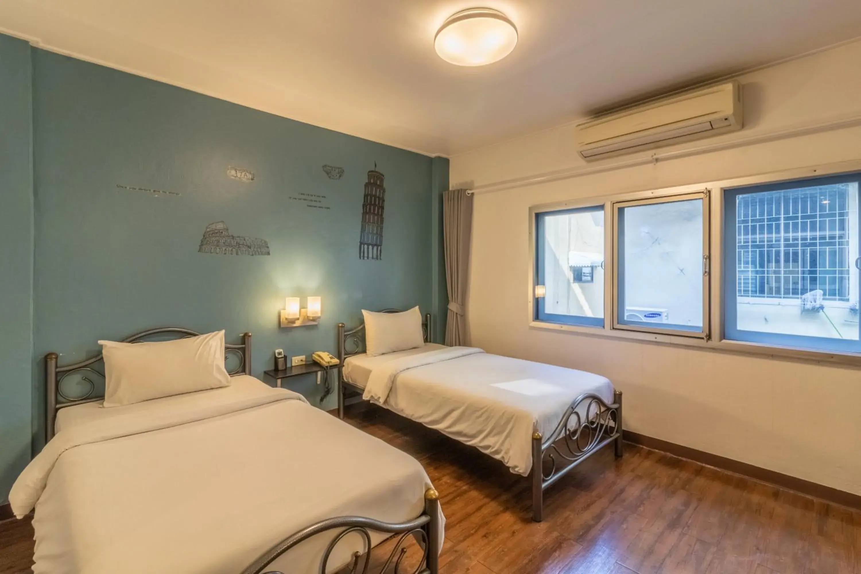 Bed in Intown Residence Bed in Intown Residence