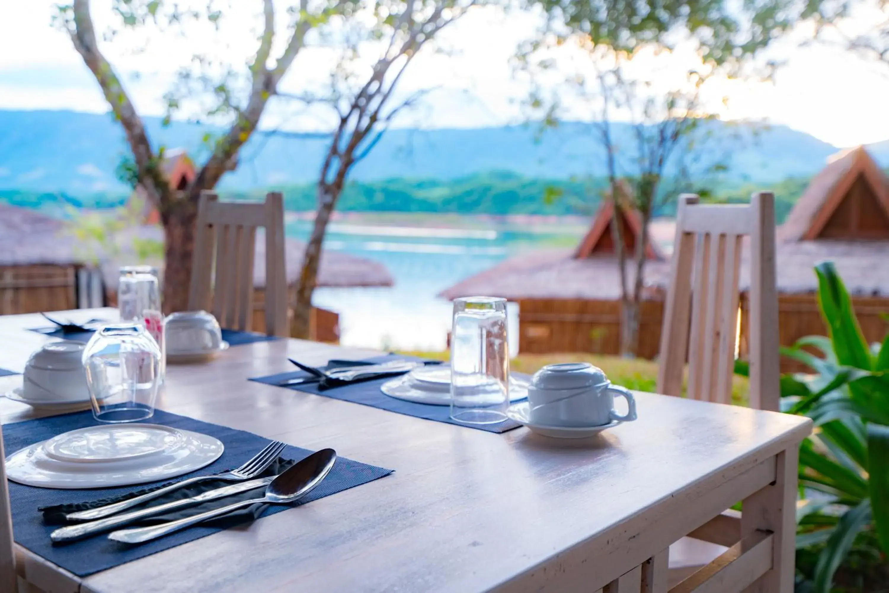 Restaurant/places to eat in The Sanctuary Nam Ngum Beach Resort Restaurant/places to eat in The Sanctuary Nam Ngum Beach Resort