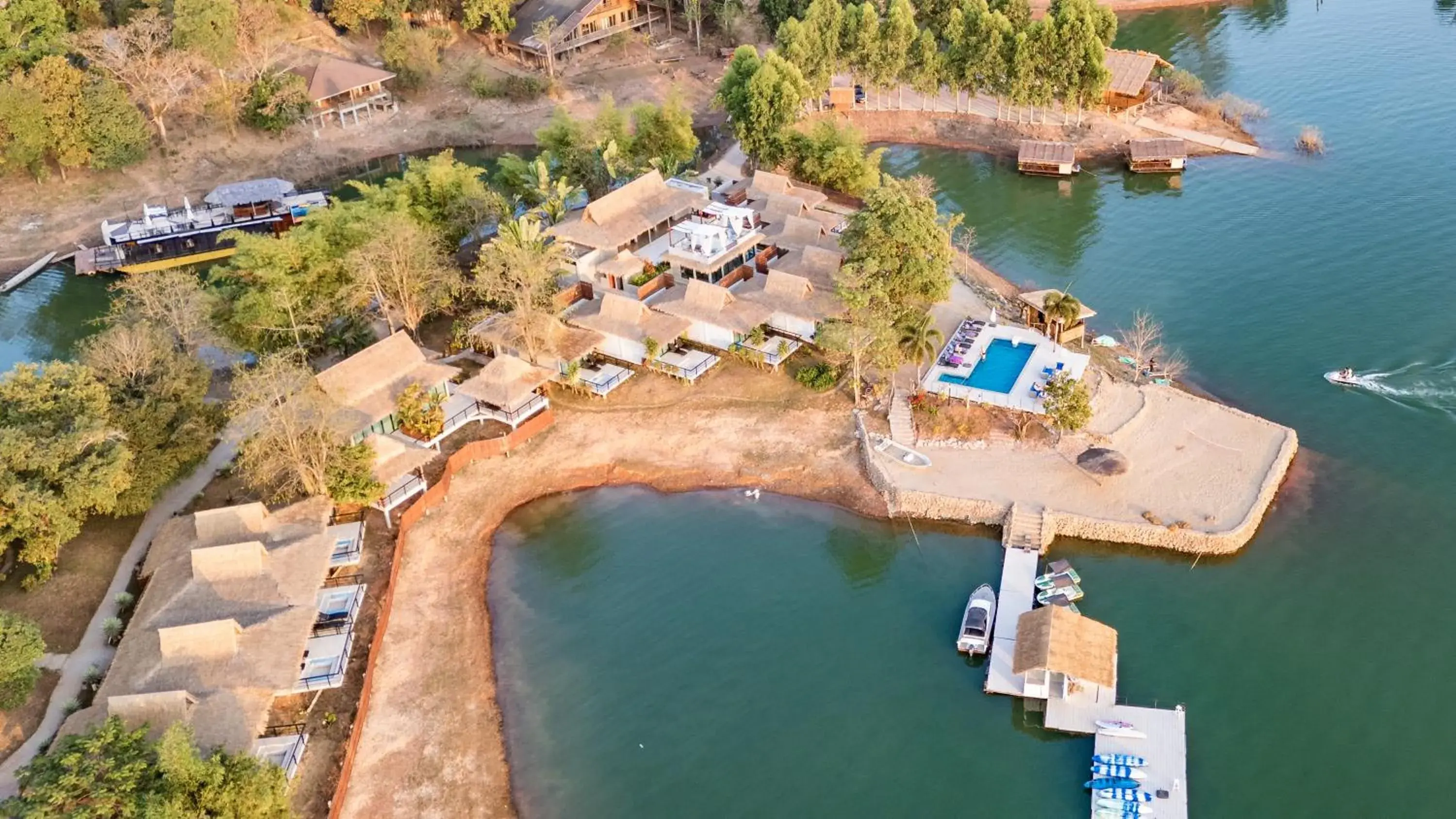 Bird's eye view in The Sanctuary Nam Ngum Beach Resort Bird's eye view in The Sanctuary Nam Ngum Beach Resort