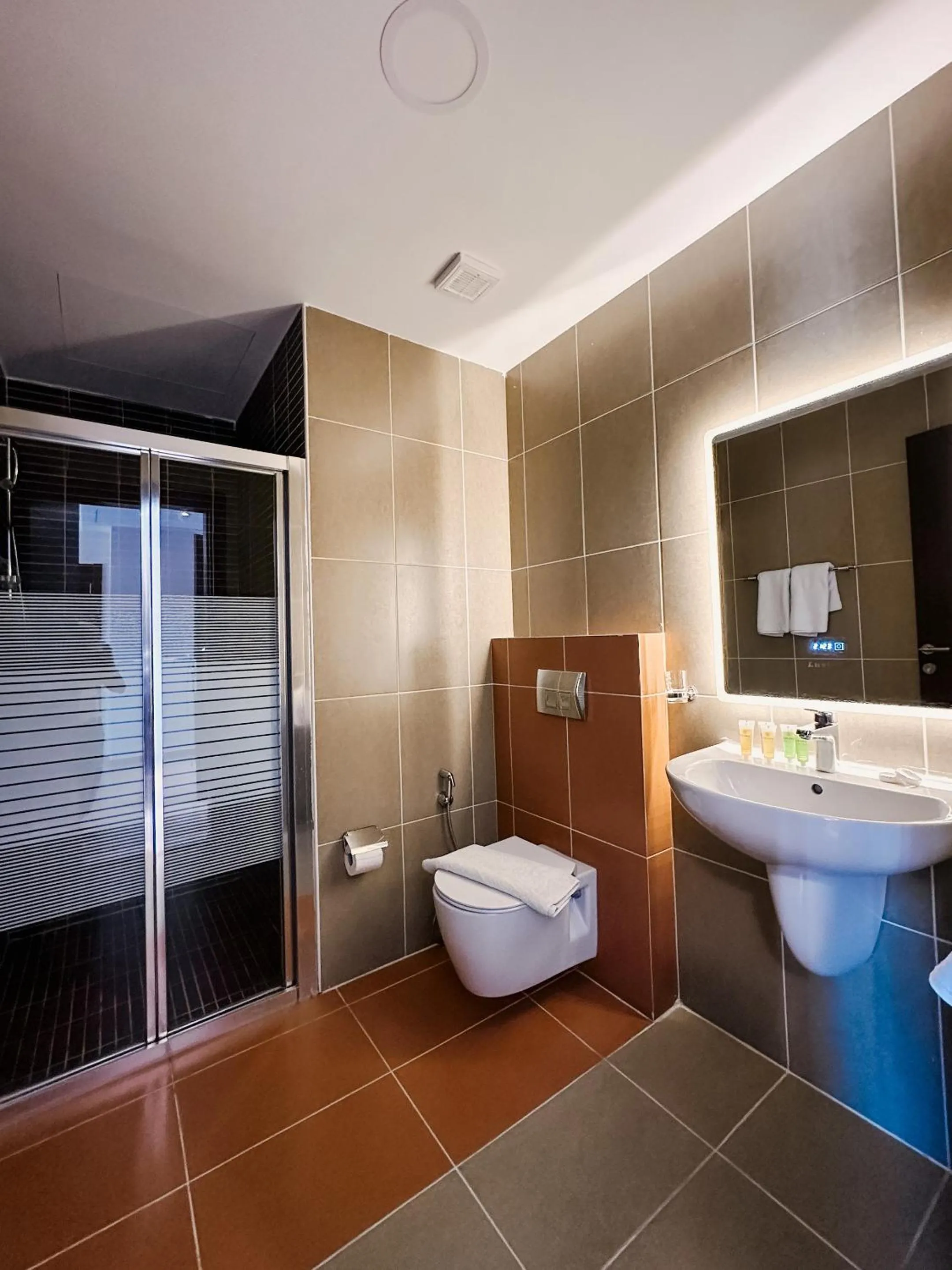 Bathroom in Celino Hotel