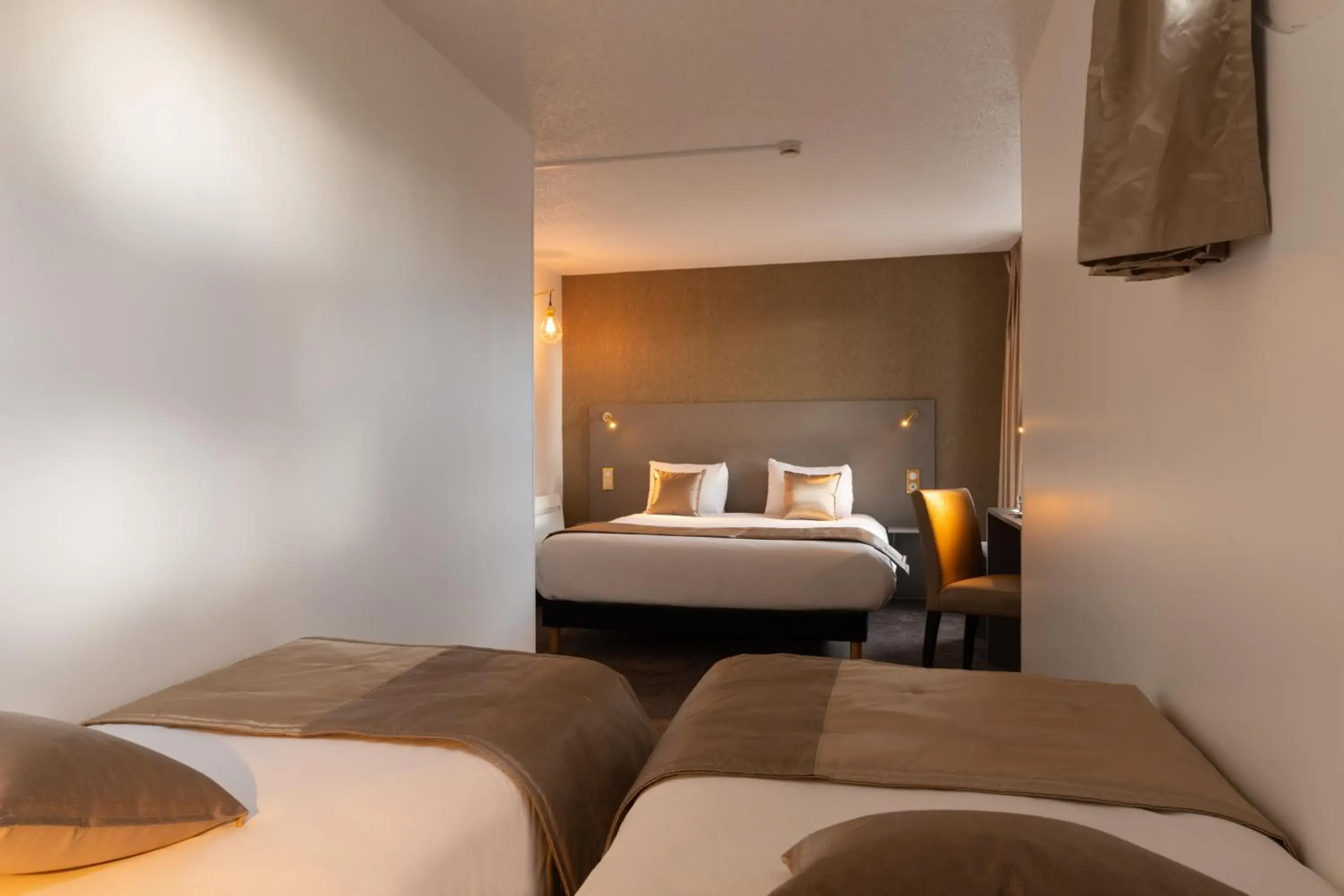 Bedroom, Bed in The Originals City, Hôtel Orléans Nord Bedroom, Bed in The Originals City, Hôtel Orléans Nord