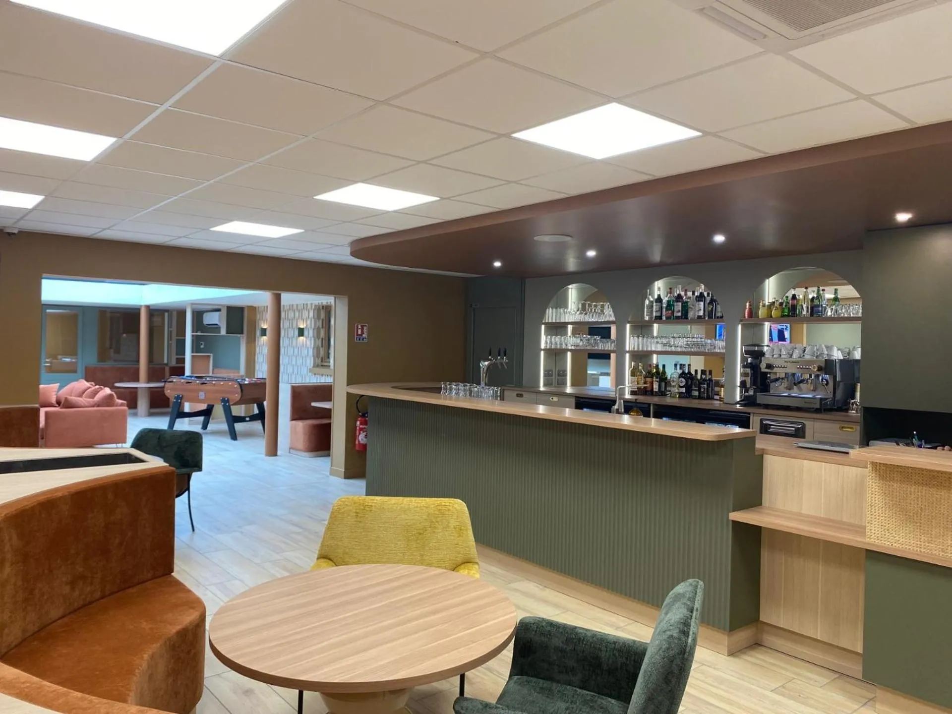 Property building in Green Hôtels Poitiers