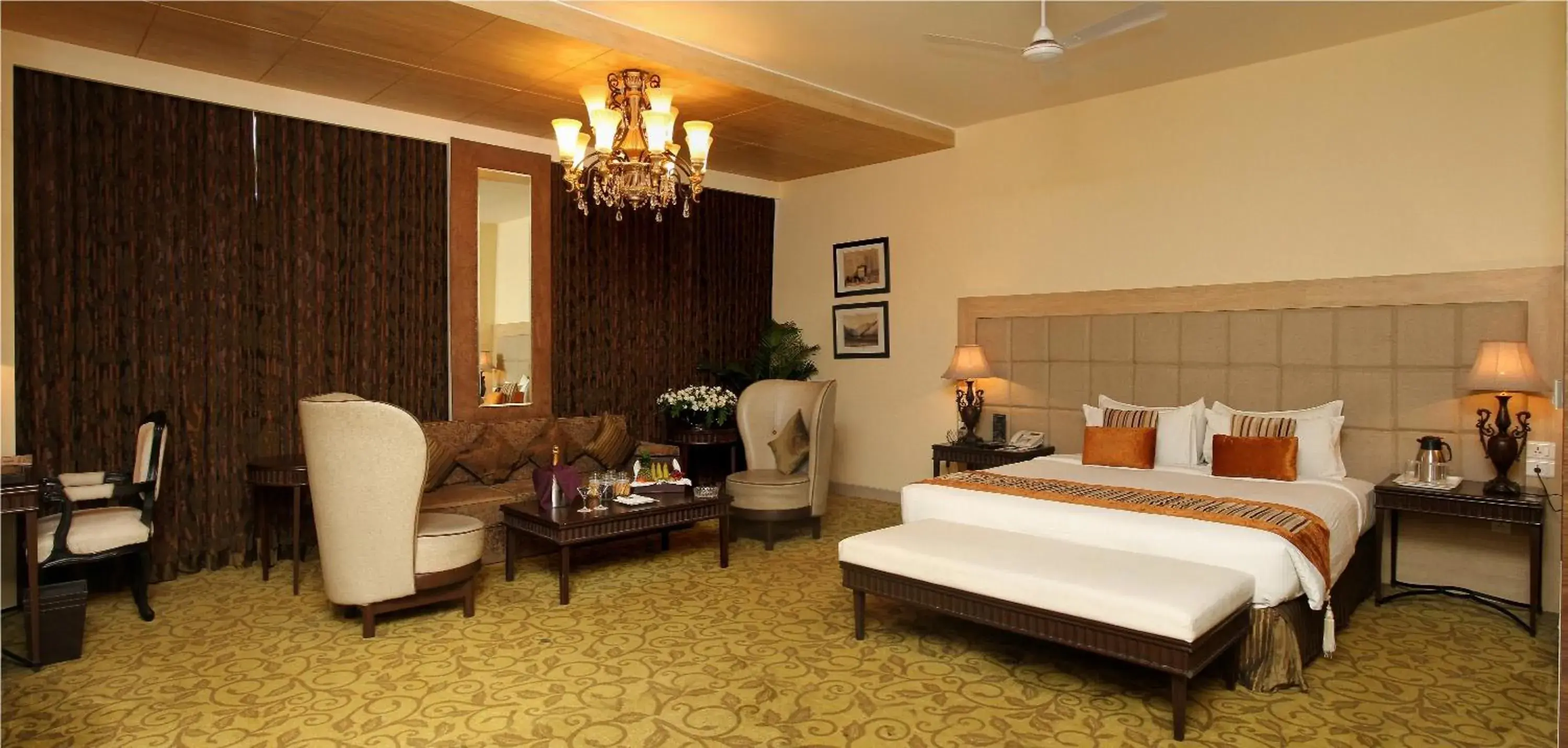 Bed in Hotel Centre Point Bed in Hotel Centre Point