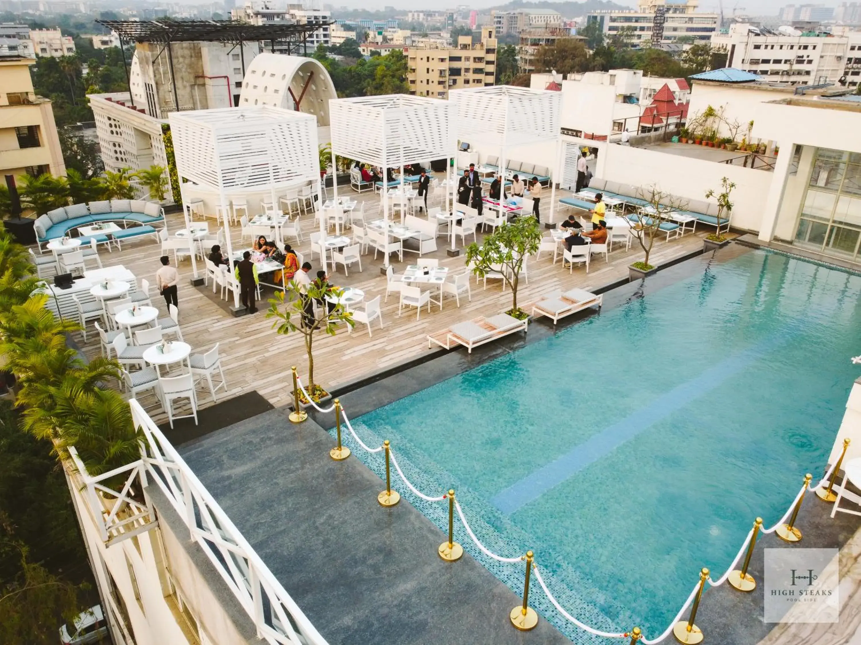 Property building in Hotel Centre Point Property building in Hotel Centre Point