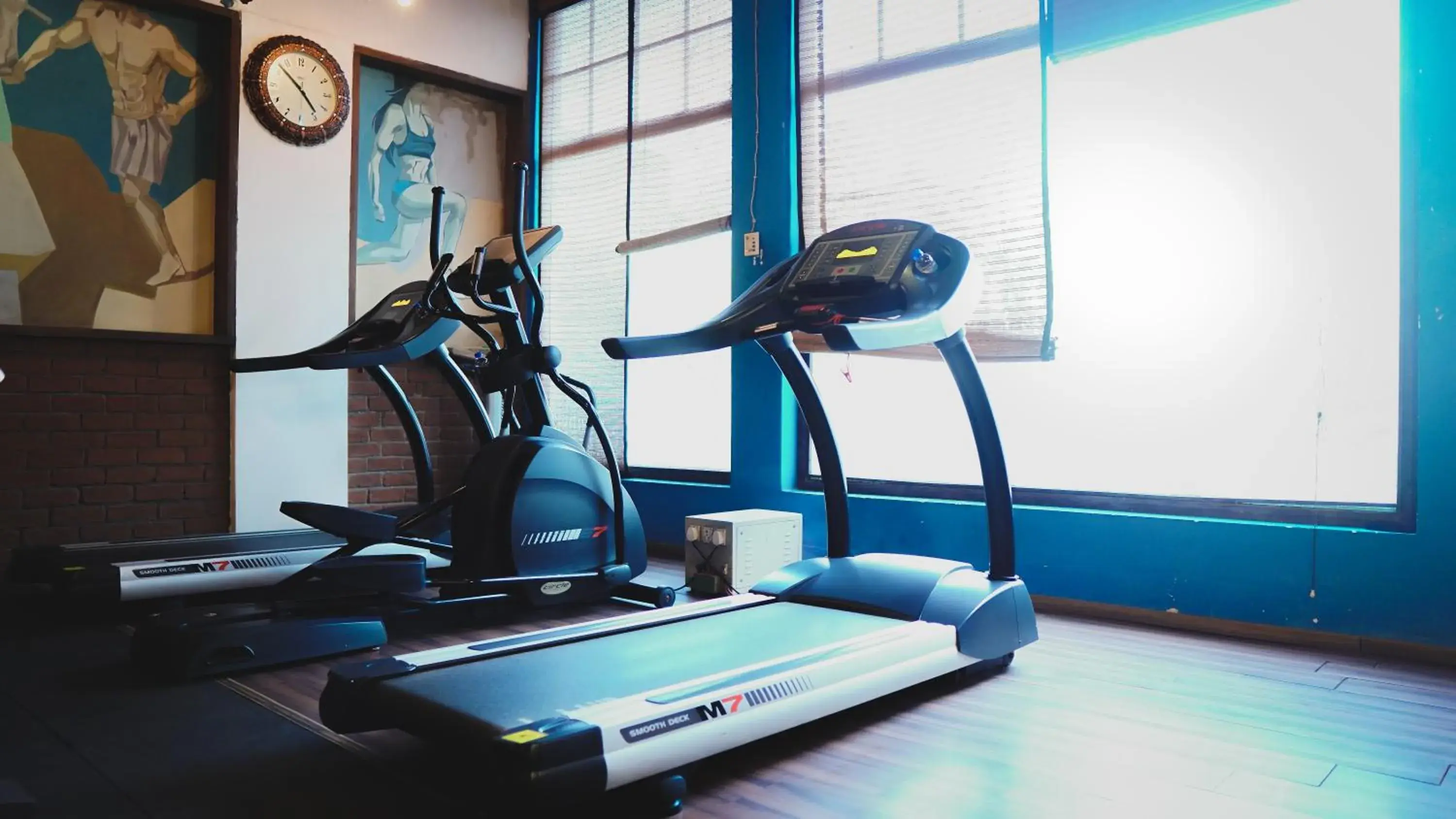 Fitness centre/facilities in Hotel Centre Point Fitness centre/facilities in Hotel Centre Point