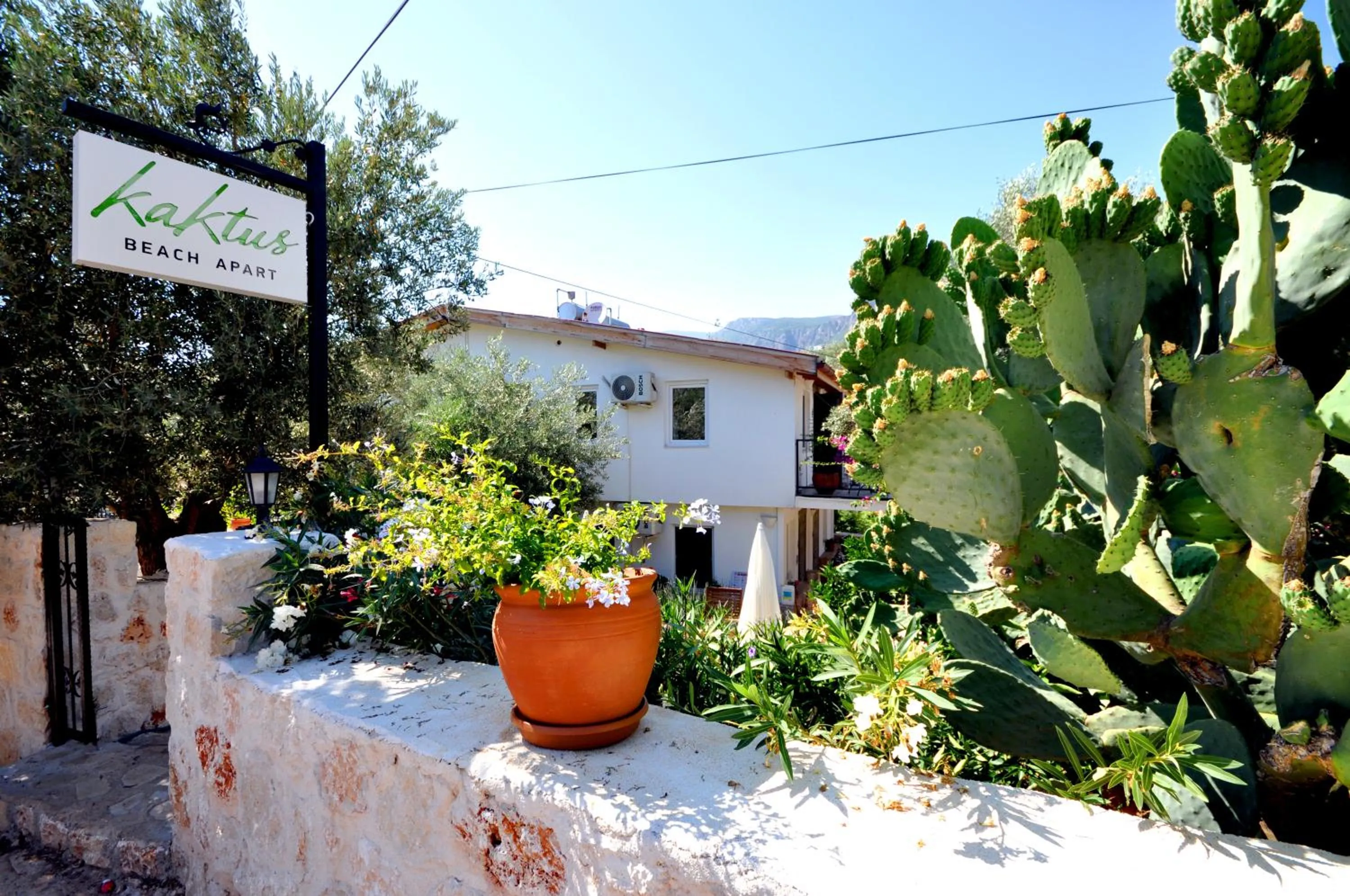 Property logo or sign in Kaktus Beach Apart