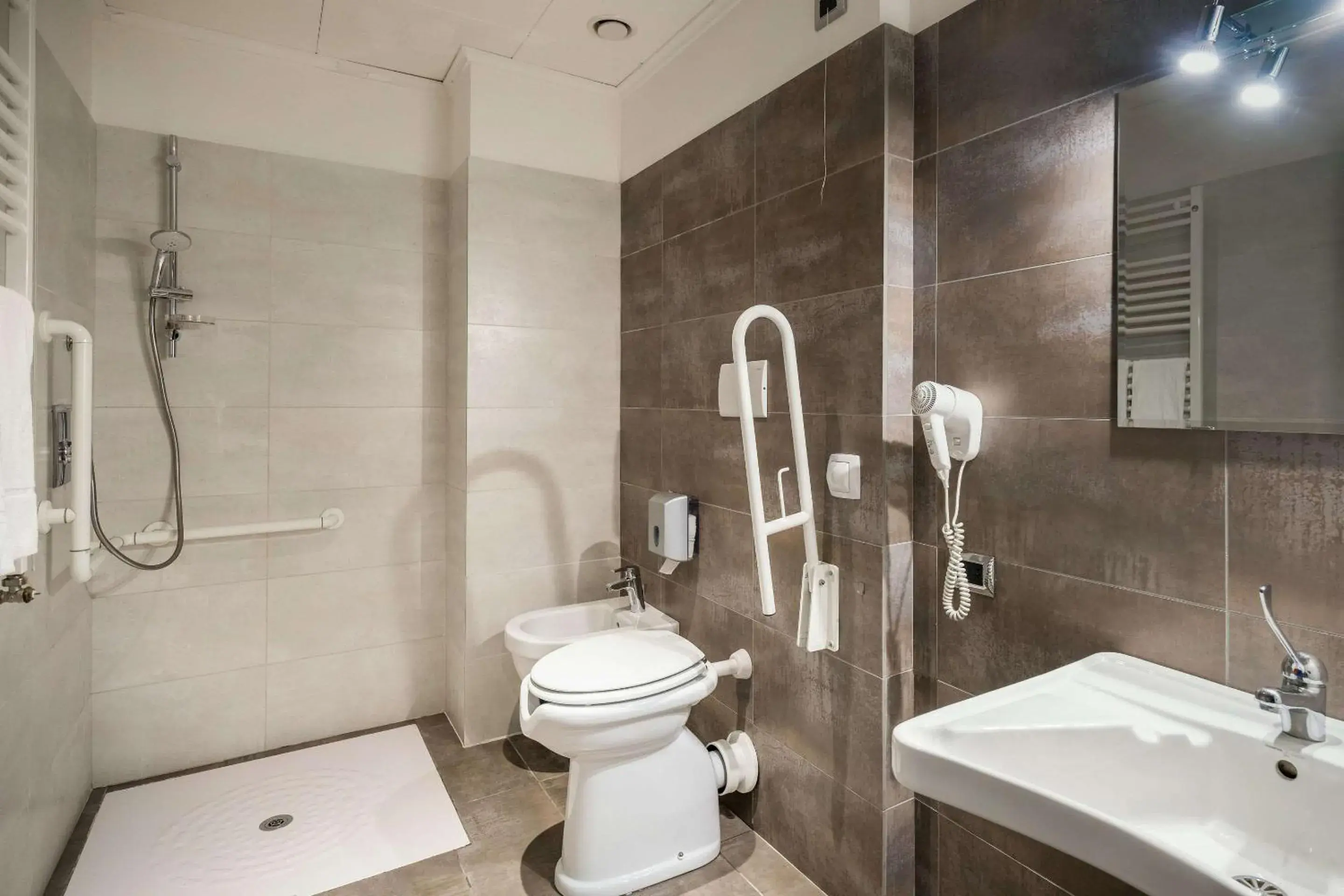 Twin Room in Quality Hotel Green Palace Twin Room in Quality Hotel Green Palace