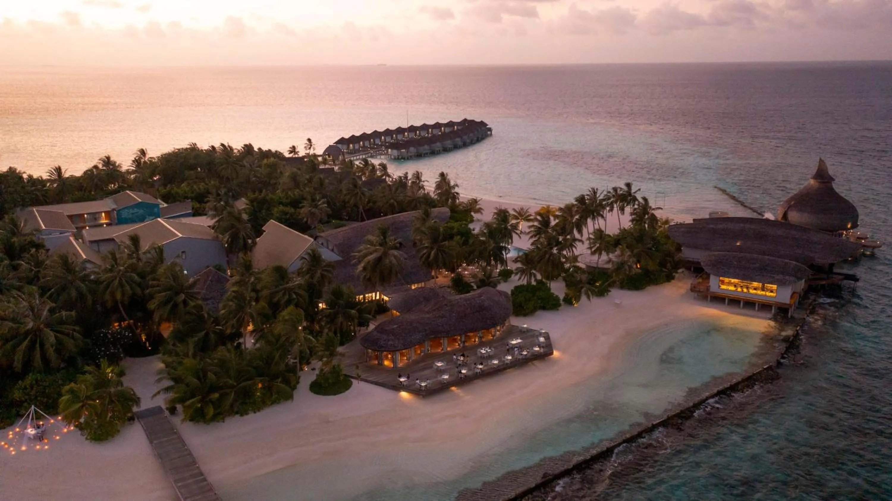 Restaurant/places to eat in OUTRIGGER Maldives Maafushivaru Resort - 25 percent discount on transfers for min 4 nights stay and more, valid for reservations between 01 July till 22 Dec 2025