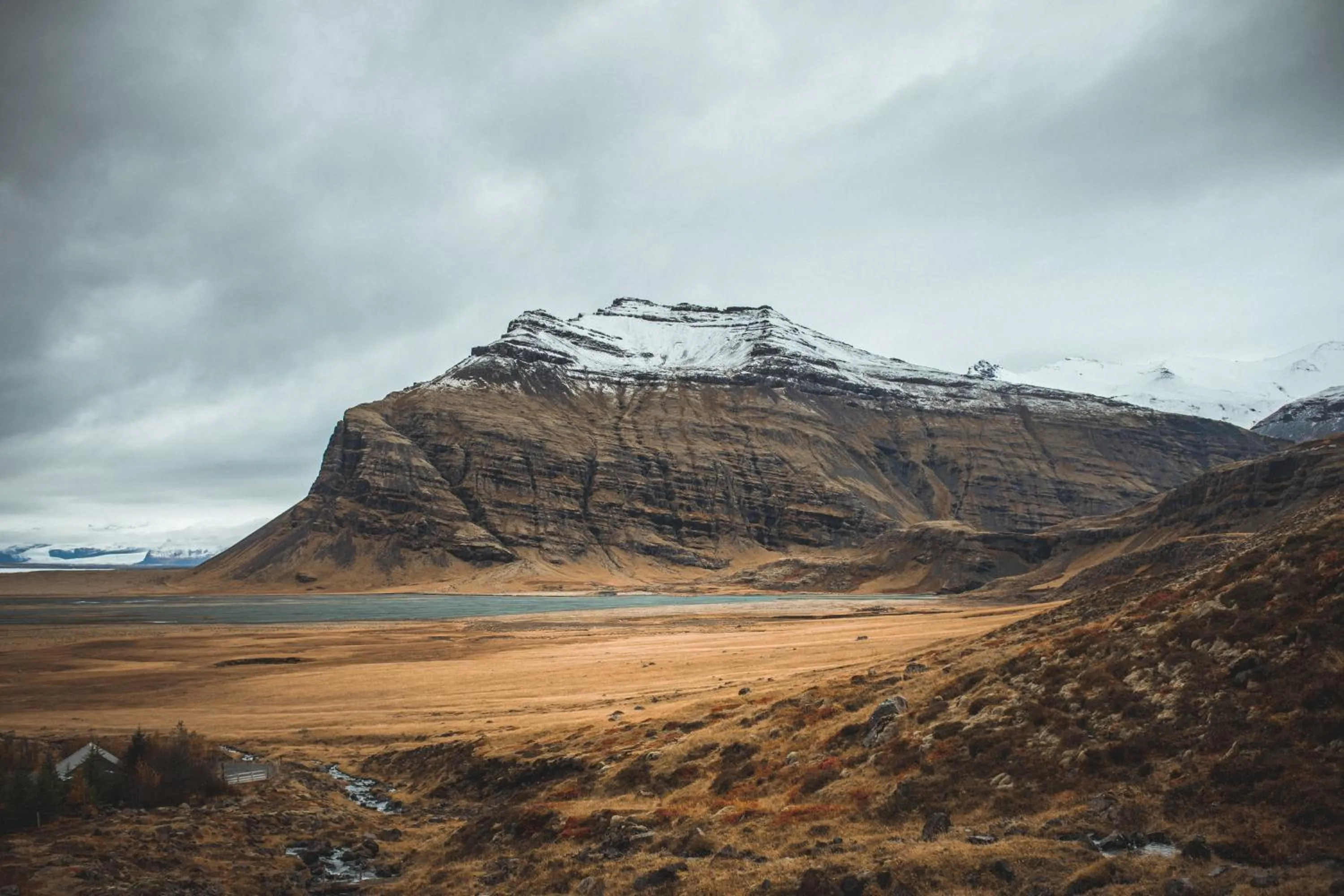 Property building in Ekra Glacier Lagoon