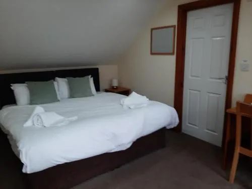 Holly Lodge