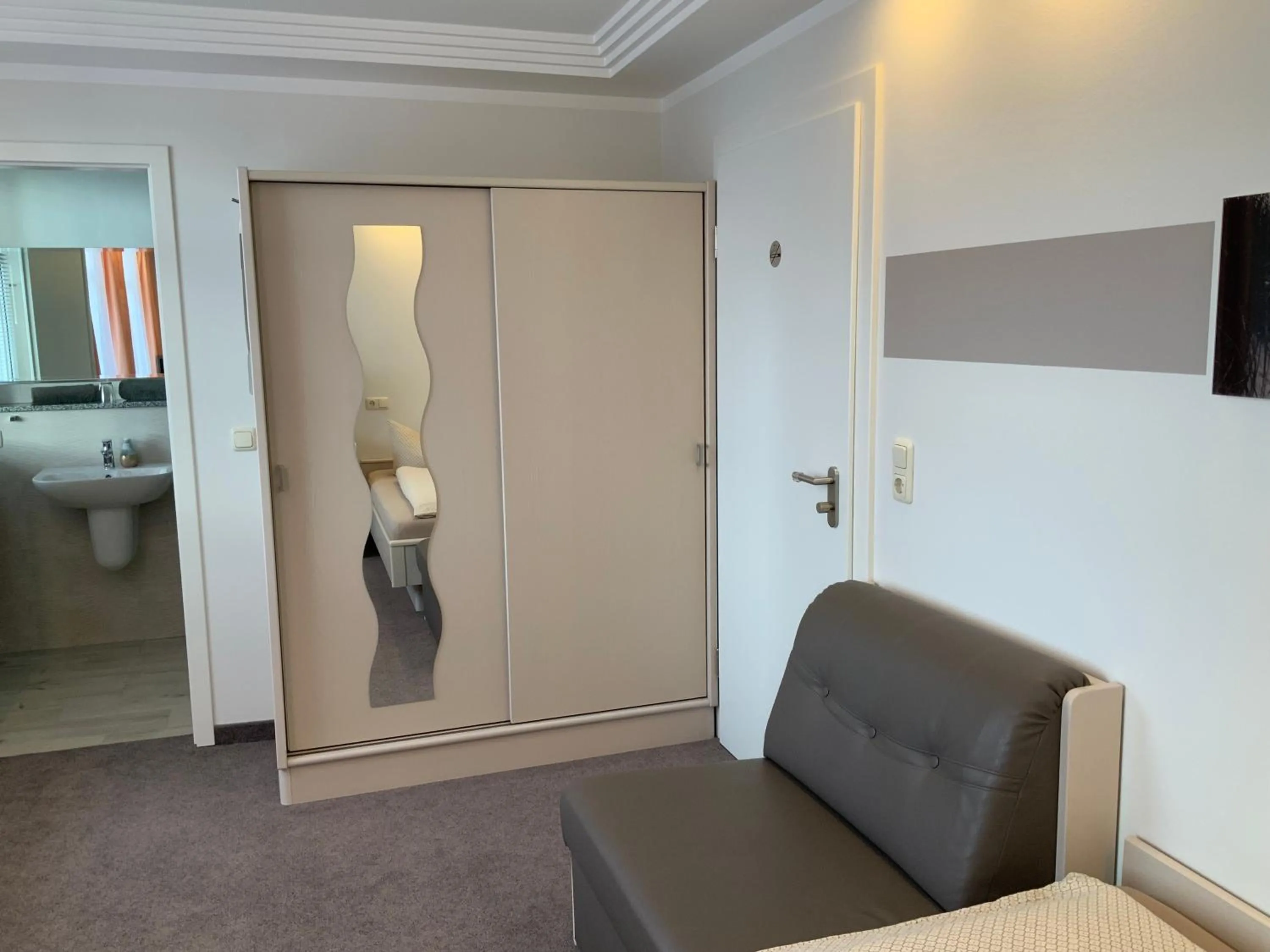 wardrobe in Pension Villa Transvaal