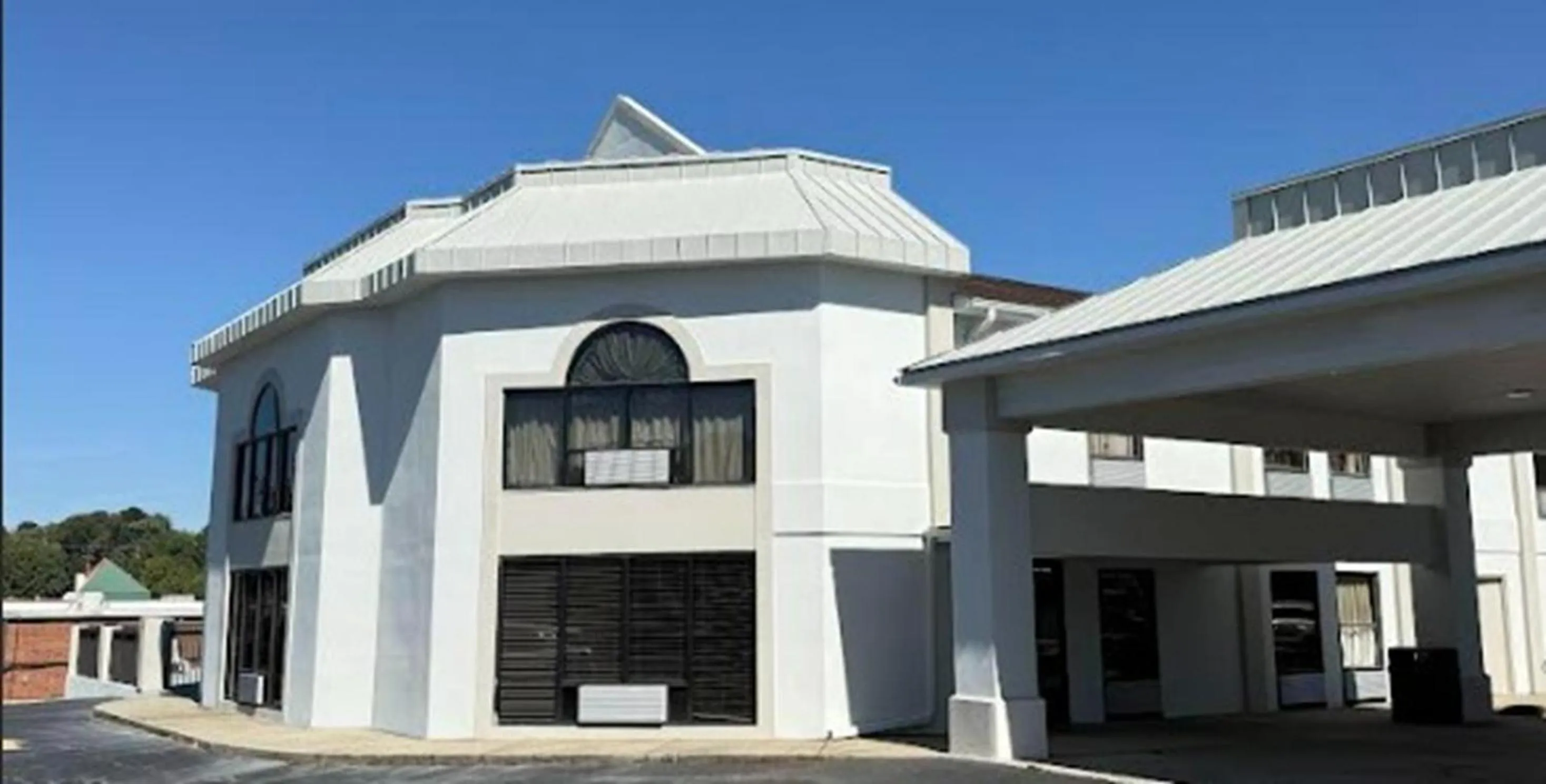 Property building in Quality Inn & Suites Thomasville I-85