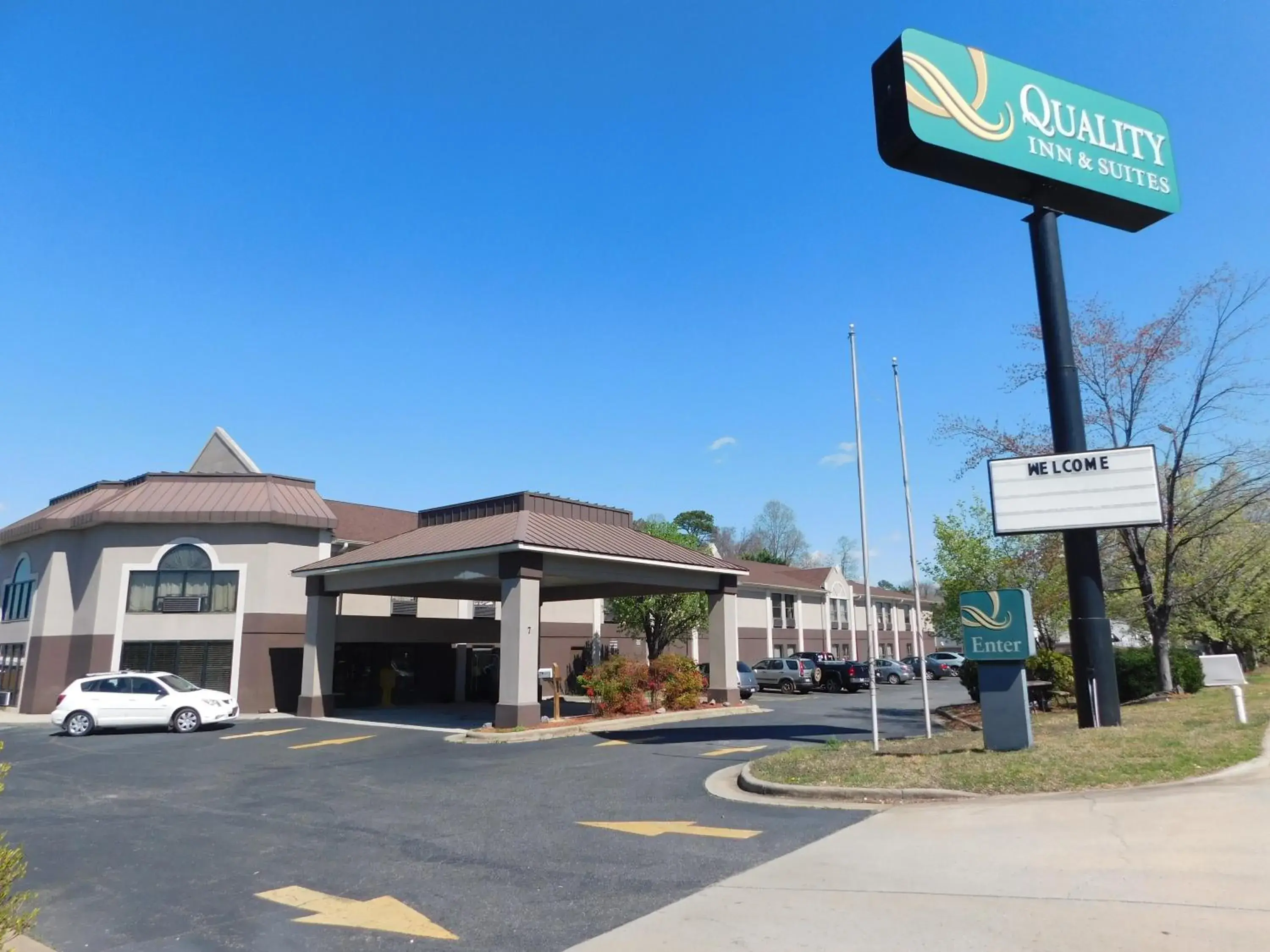 Property building in Quality Inn Thomasville Property building in Quality Inn Thomasville