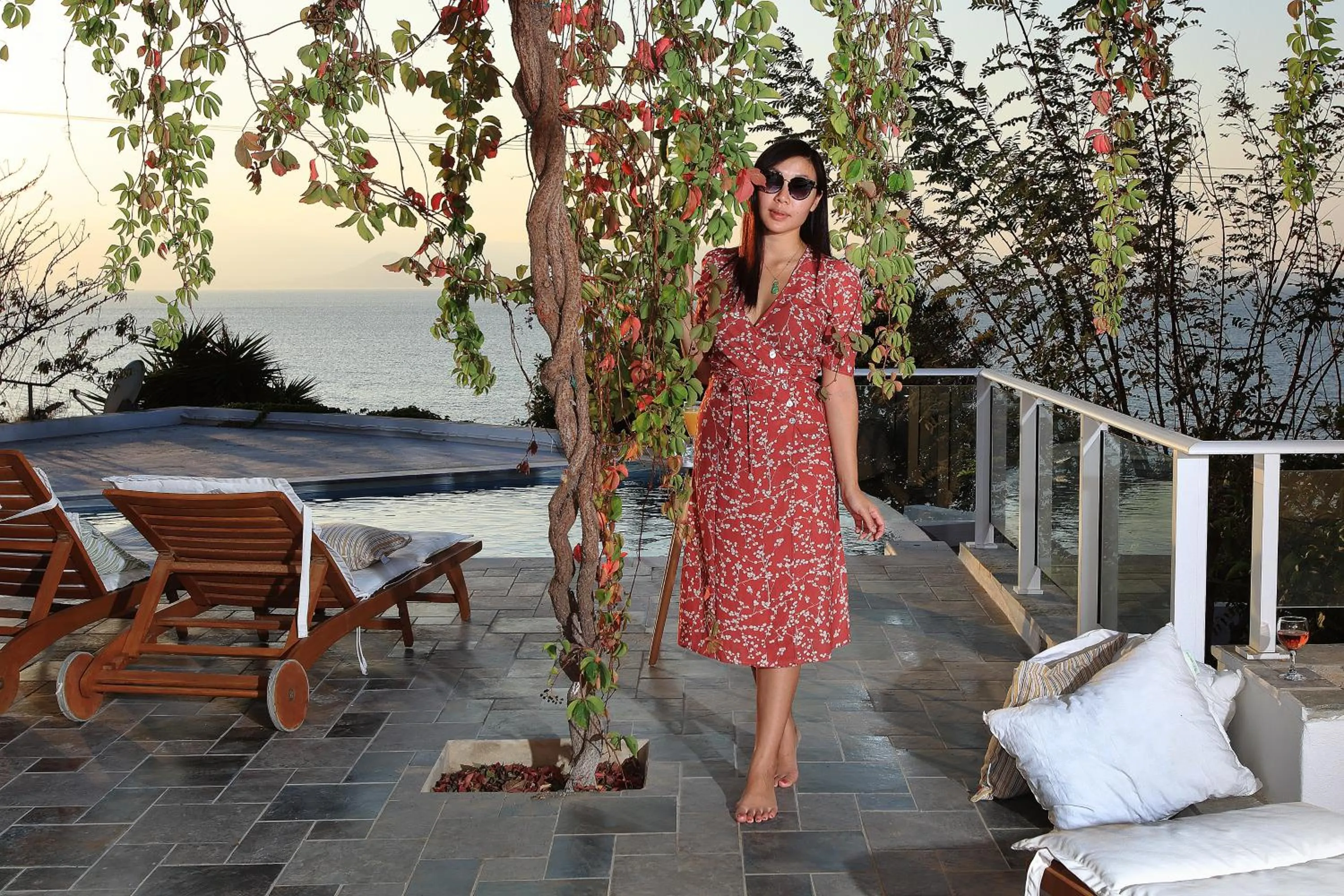 Swimming pool in Villa Paradise in Naxos