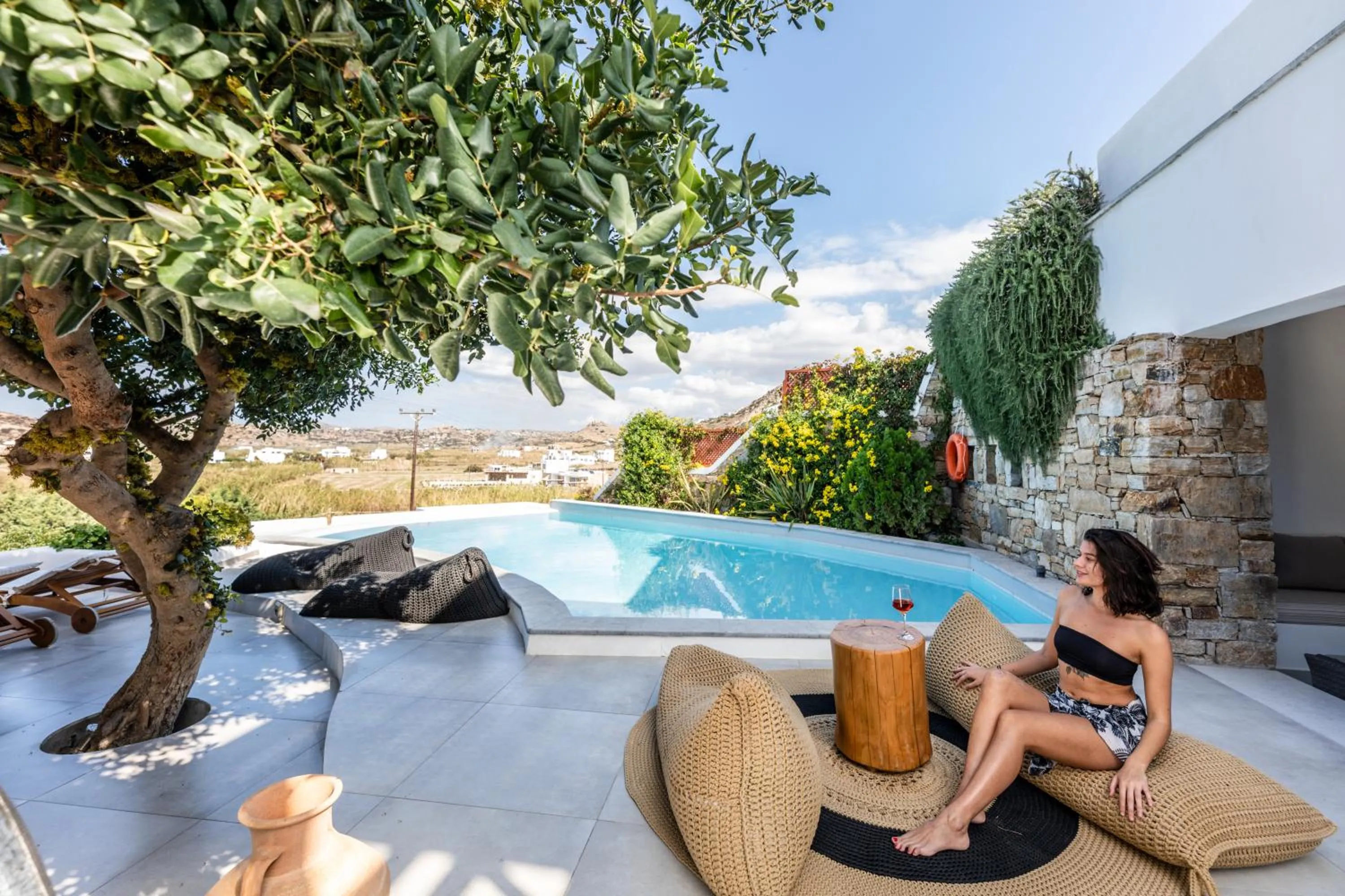 Property building in Villa Paradise in Naxos