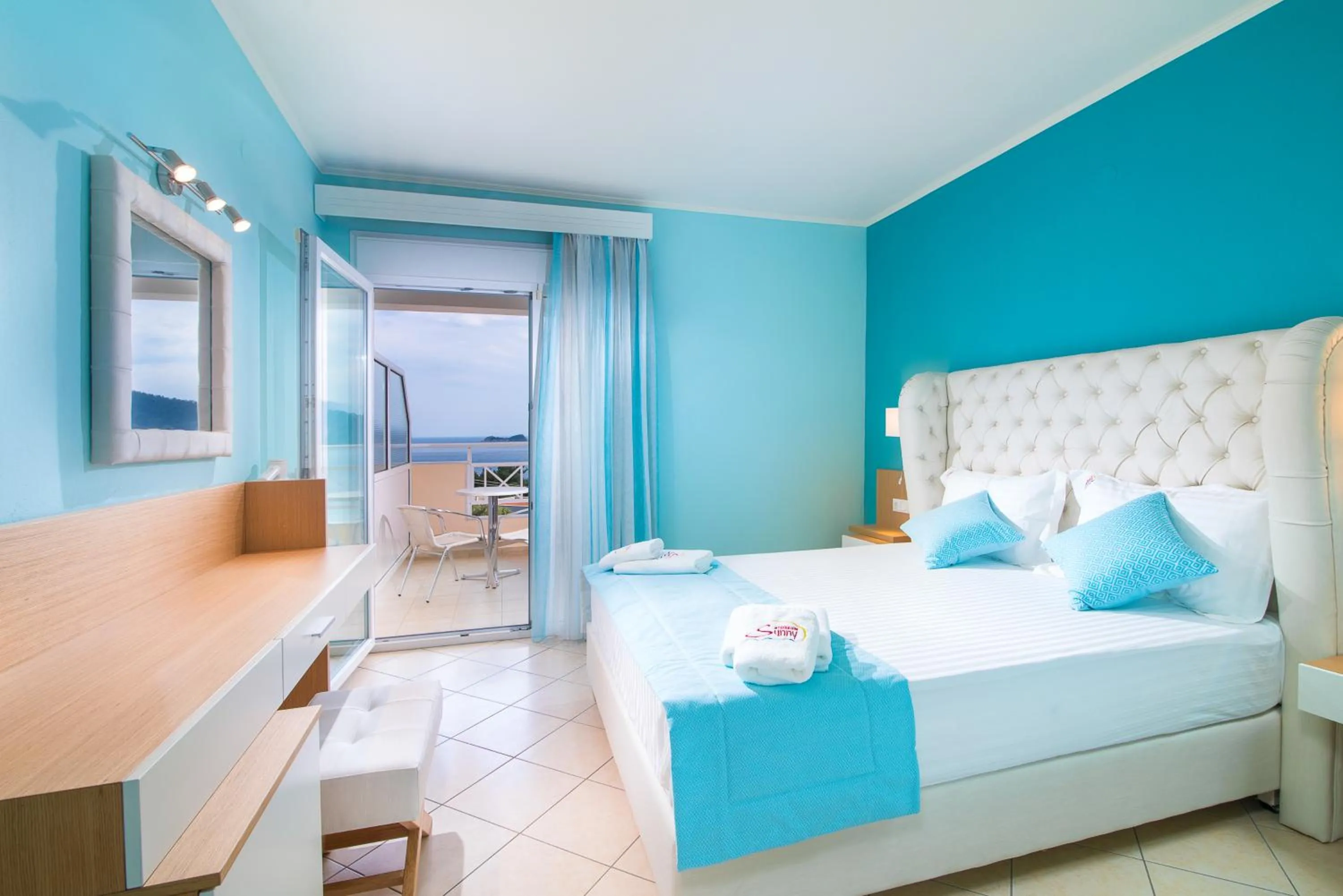 Photo of the whole room, Bed in Sunny Hotel Thassos