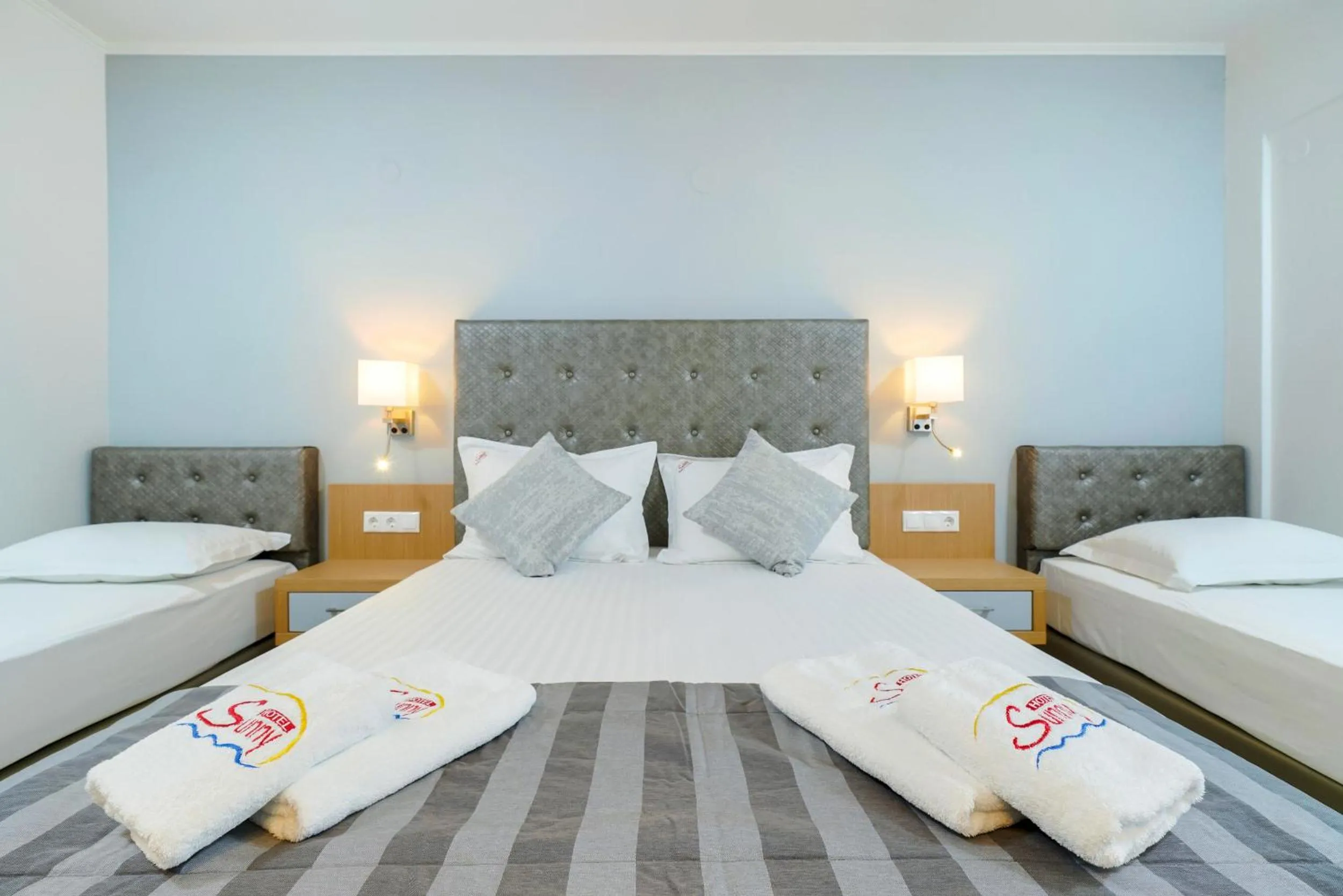 Bedroom, Bed in Sunny Hotel Thassos