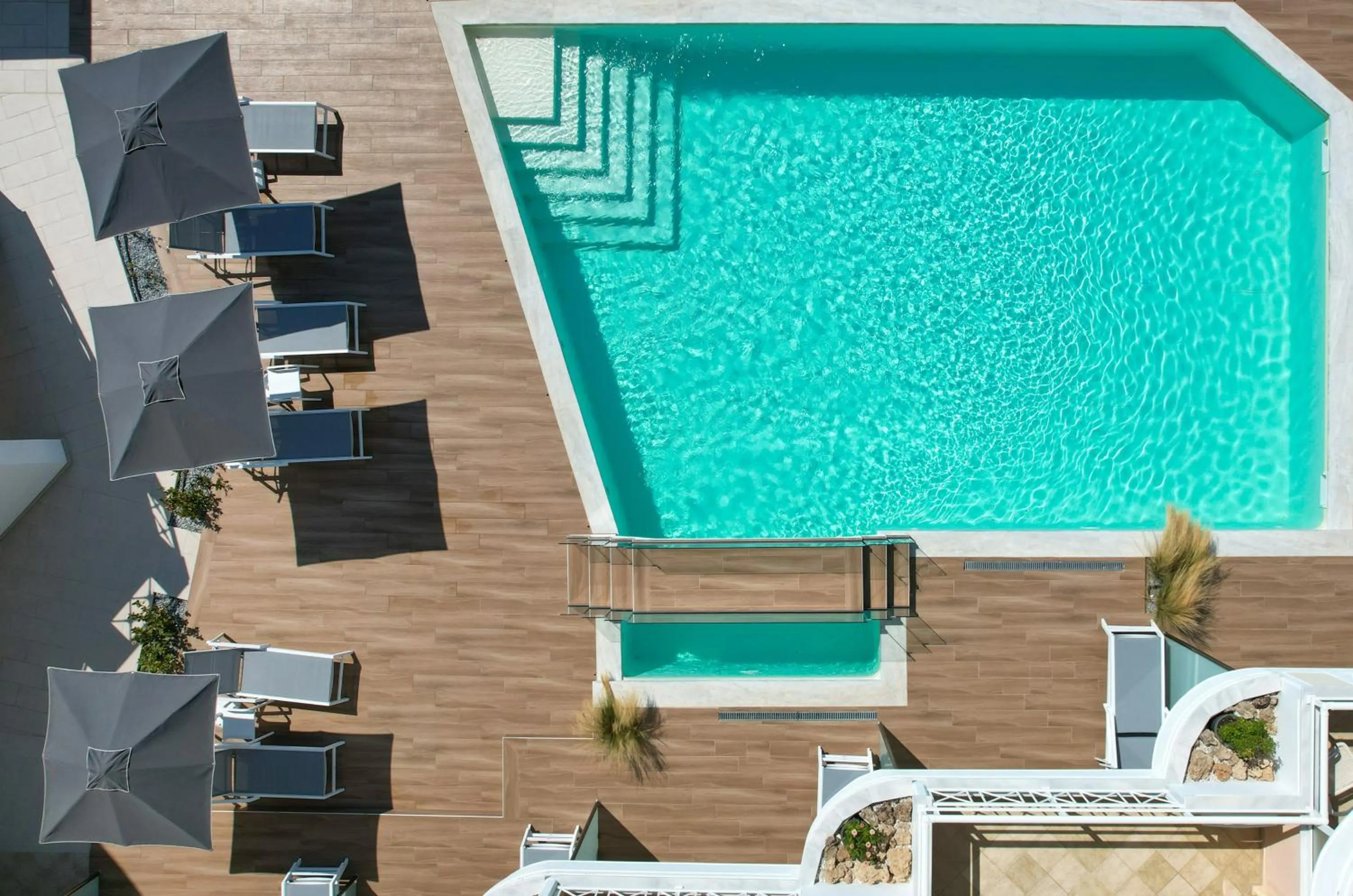 Swimming pool in Sunny Hotel Thassos