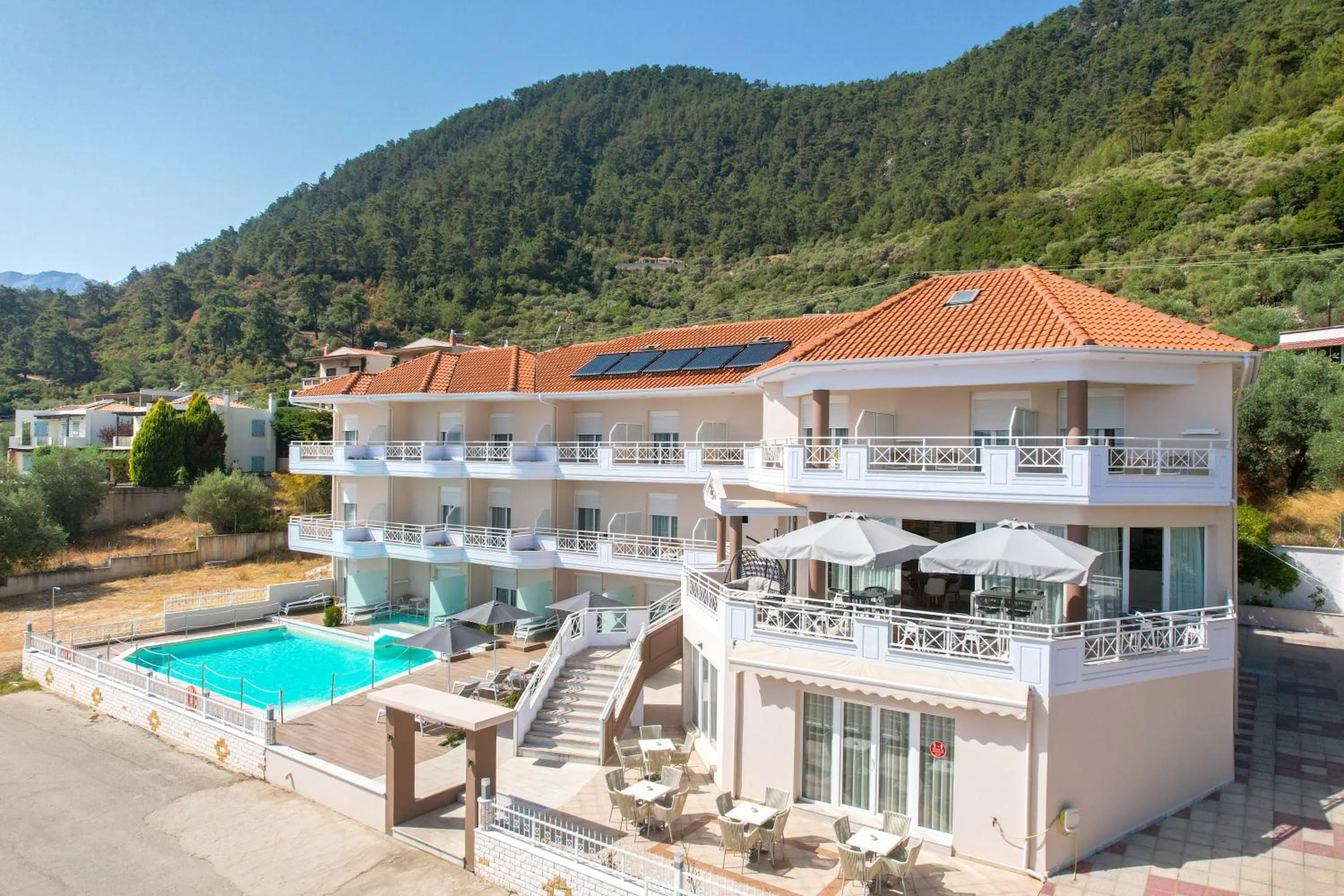 Property building in Sunny Hotel Thassos