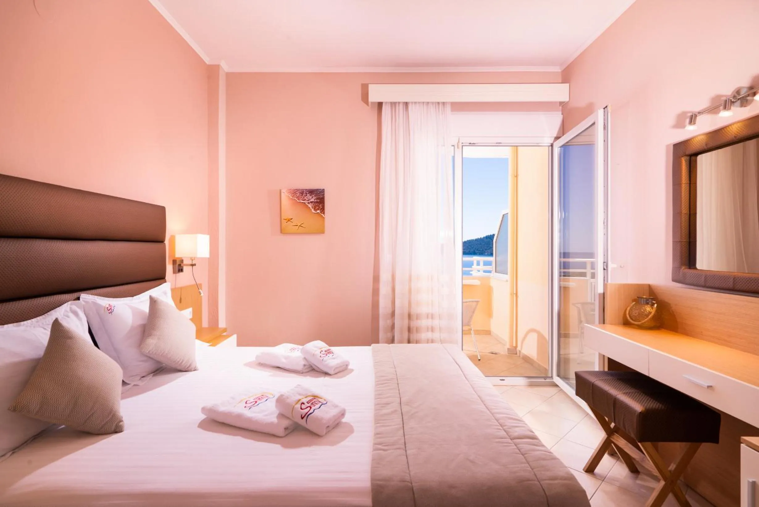 Bed in Sunny Hotel Thassos