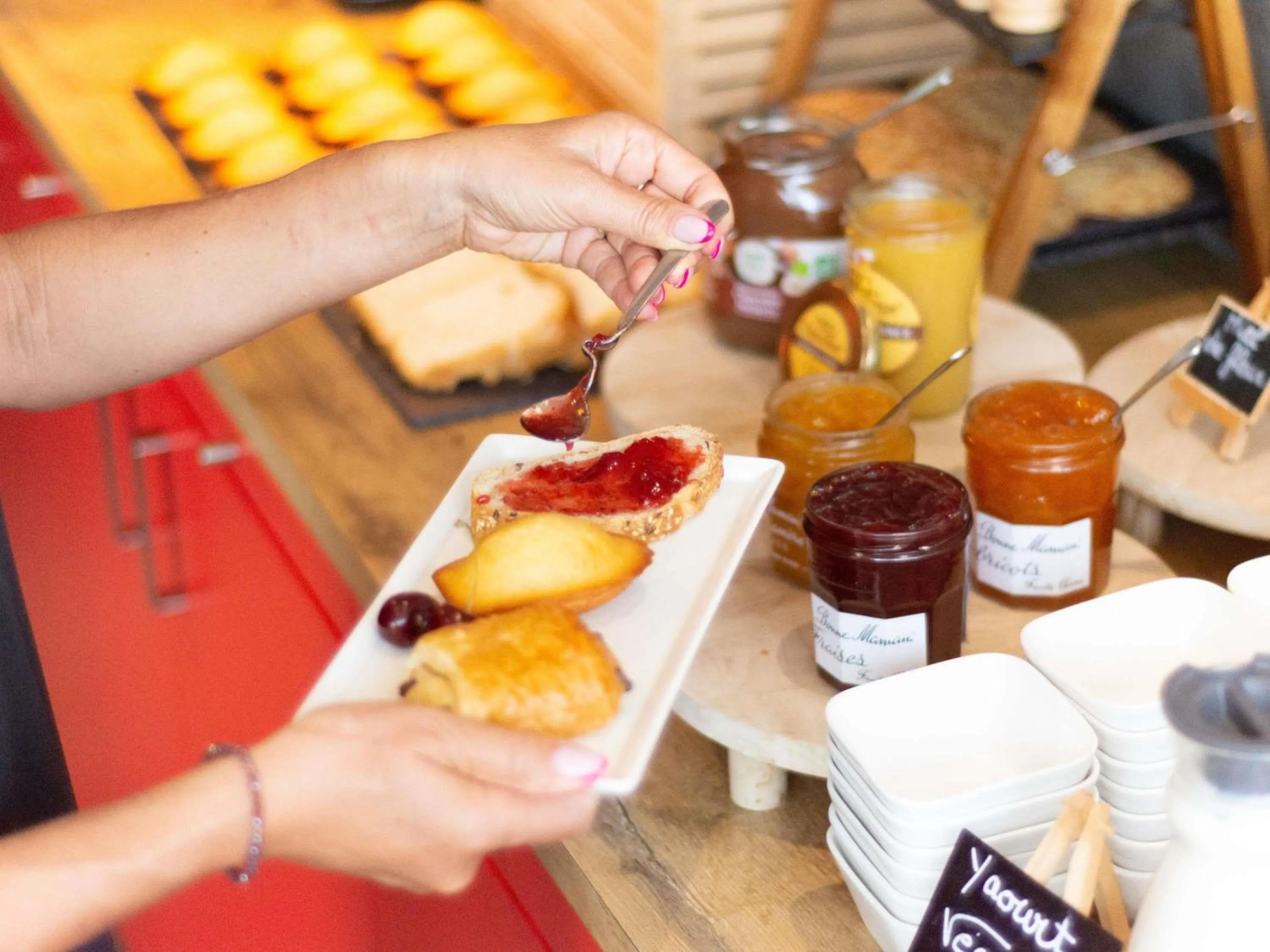 Breakfast in Hotel ibis Narbonne